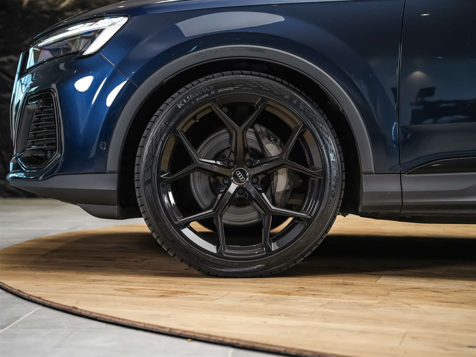 AUDI Q7 45 TDI quattro tiptronic *7 Plätzer*22" Felgen*Head Up*360° Kamera*-image-18
