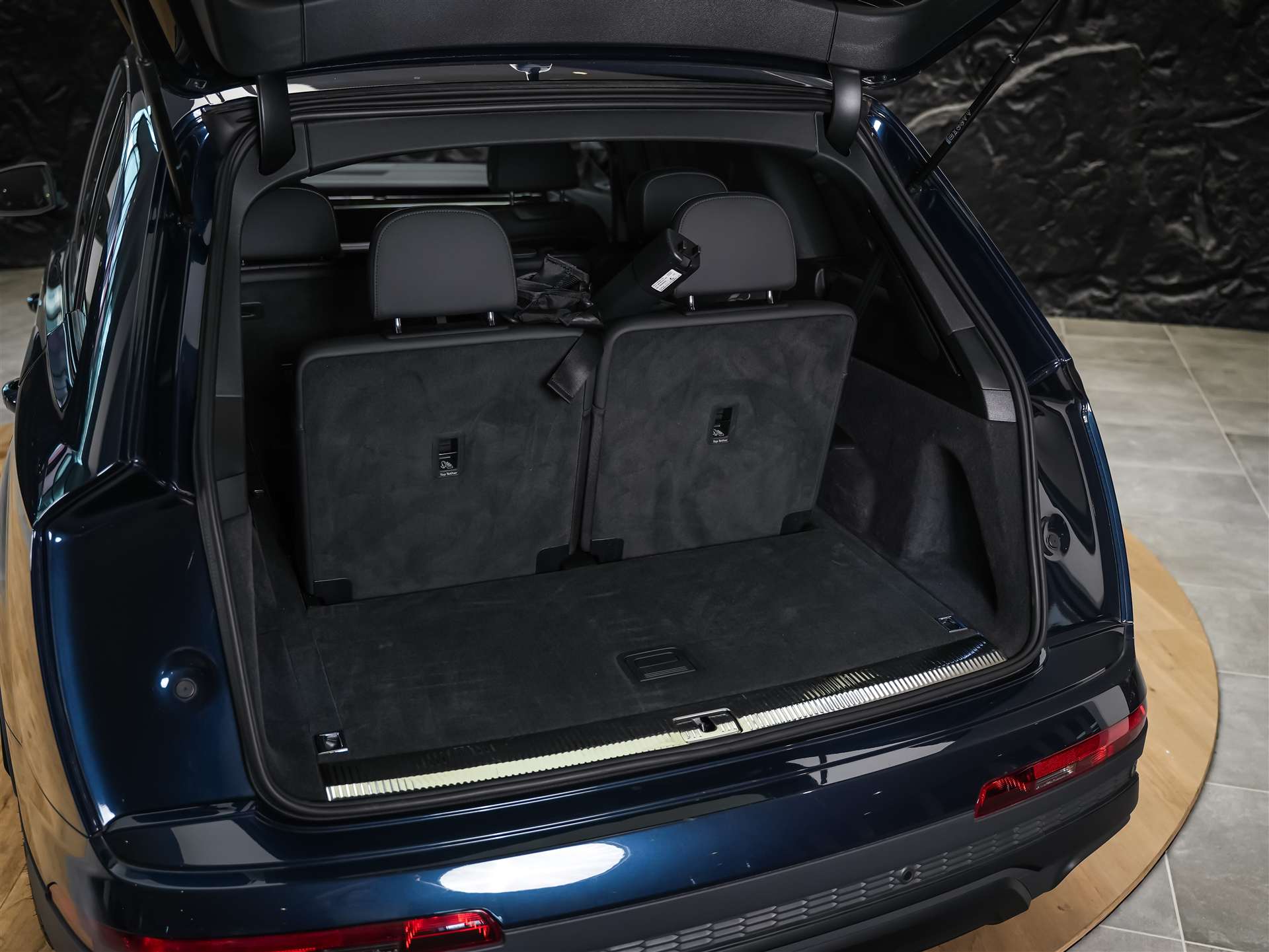 AUDI Q7 45 TDI quattro tiptronic *7 Plätzer*22" Felgen*Head Up*360° Kamera*-image-46