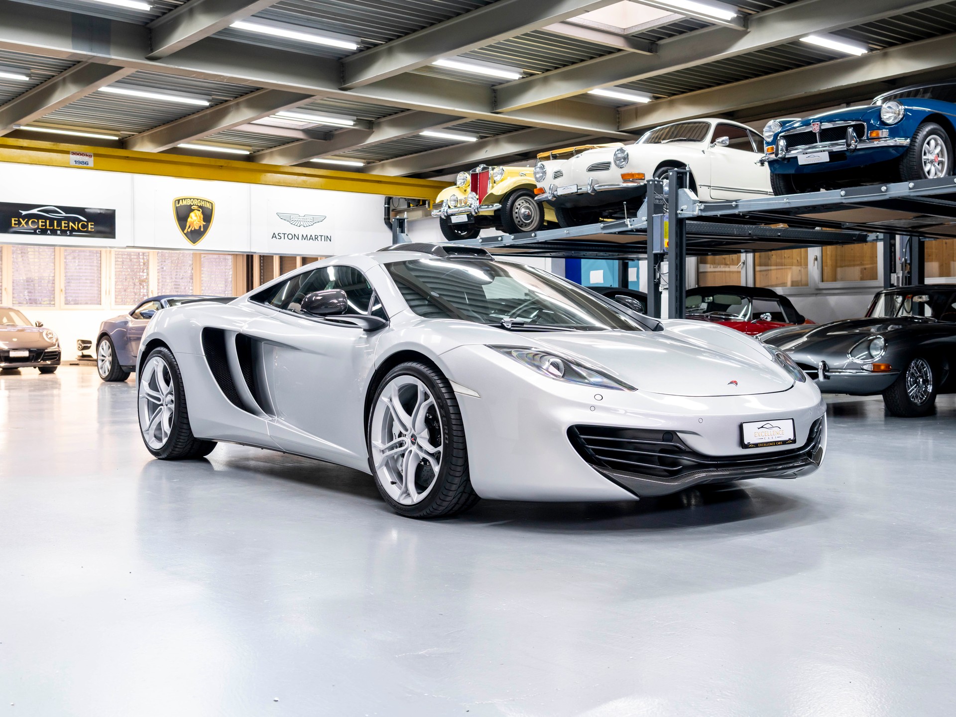 McLAREN MP4-12C Coupé 3.8 V8 SSG-showroom-element-2