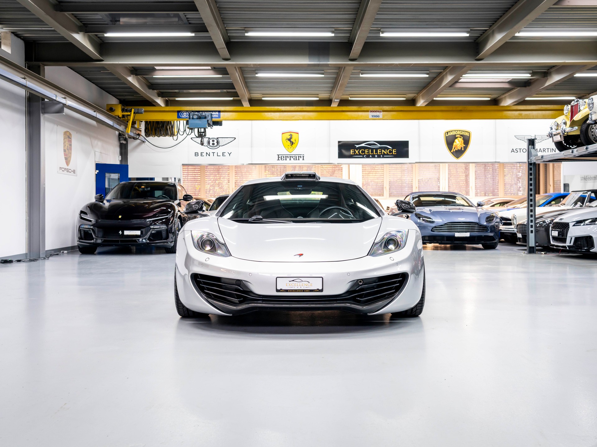 McLAREN MP4-12C Coupé 3.8 V8 SSG-showroom-element-1