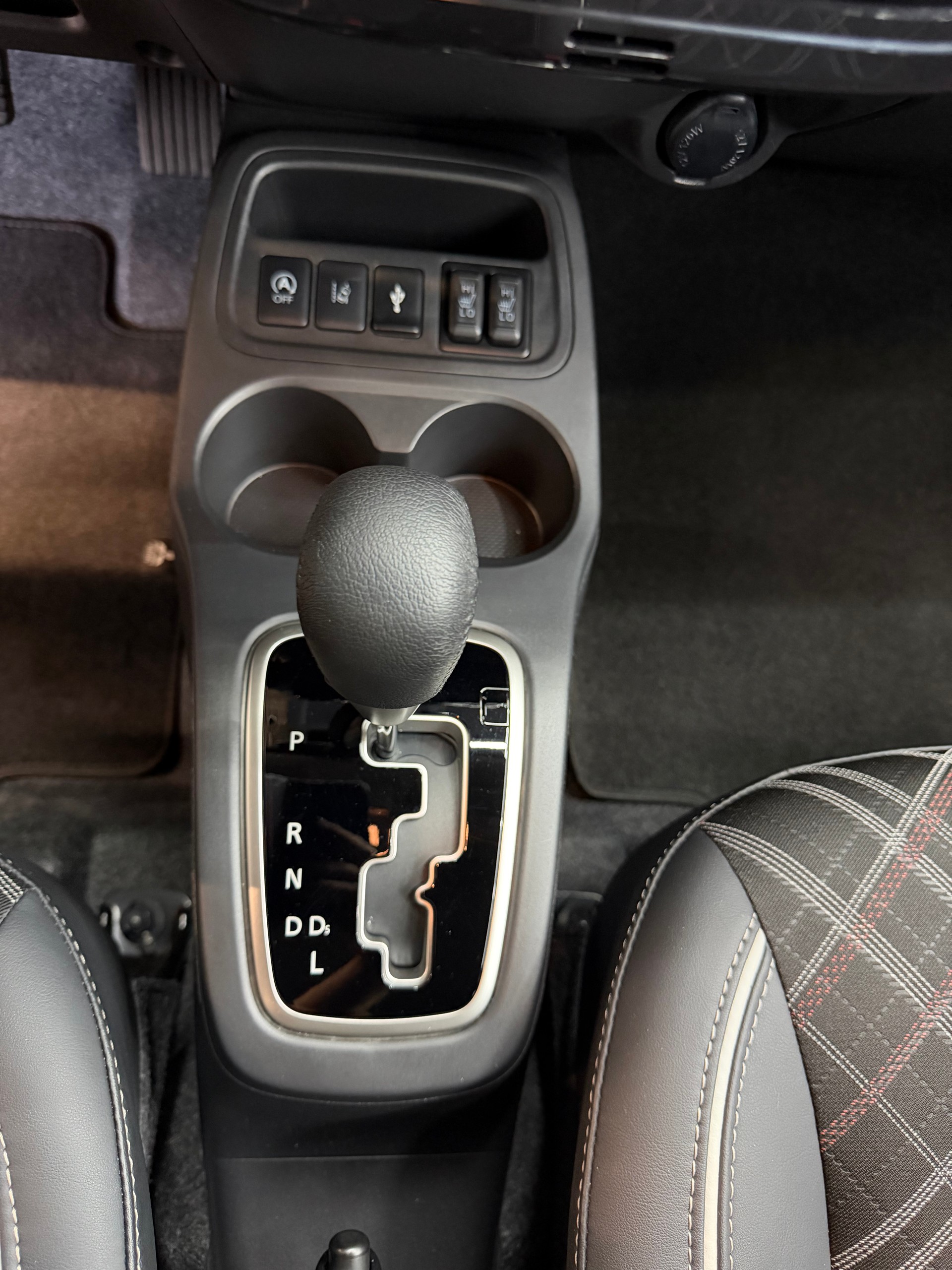 MITSUBISHI Space Star 1.2 CVT Intense+-image-18