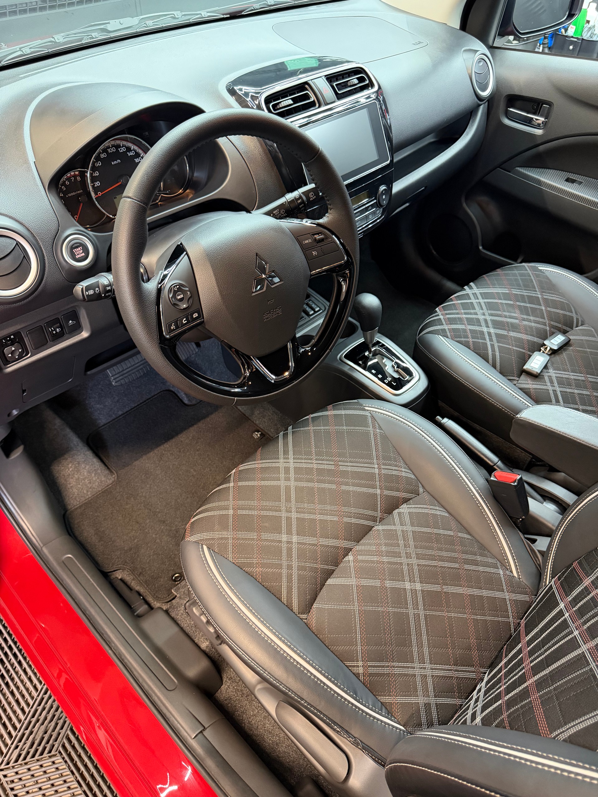 MITSUBISHI Space Star 1.2 CVT Intense+-image-7
