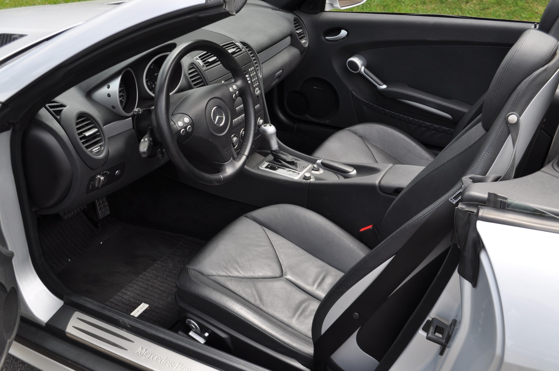 MERCEDES-BENZ SLK 350-image-7