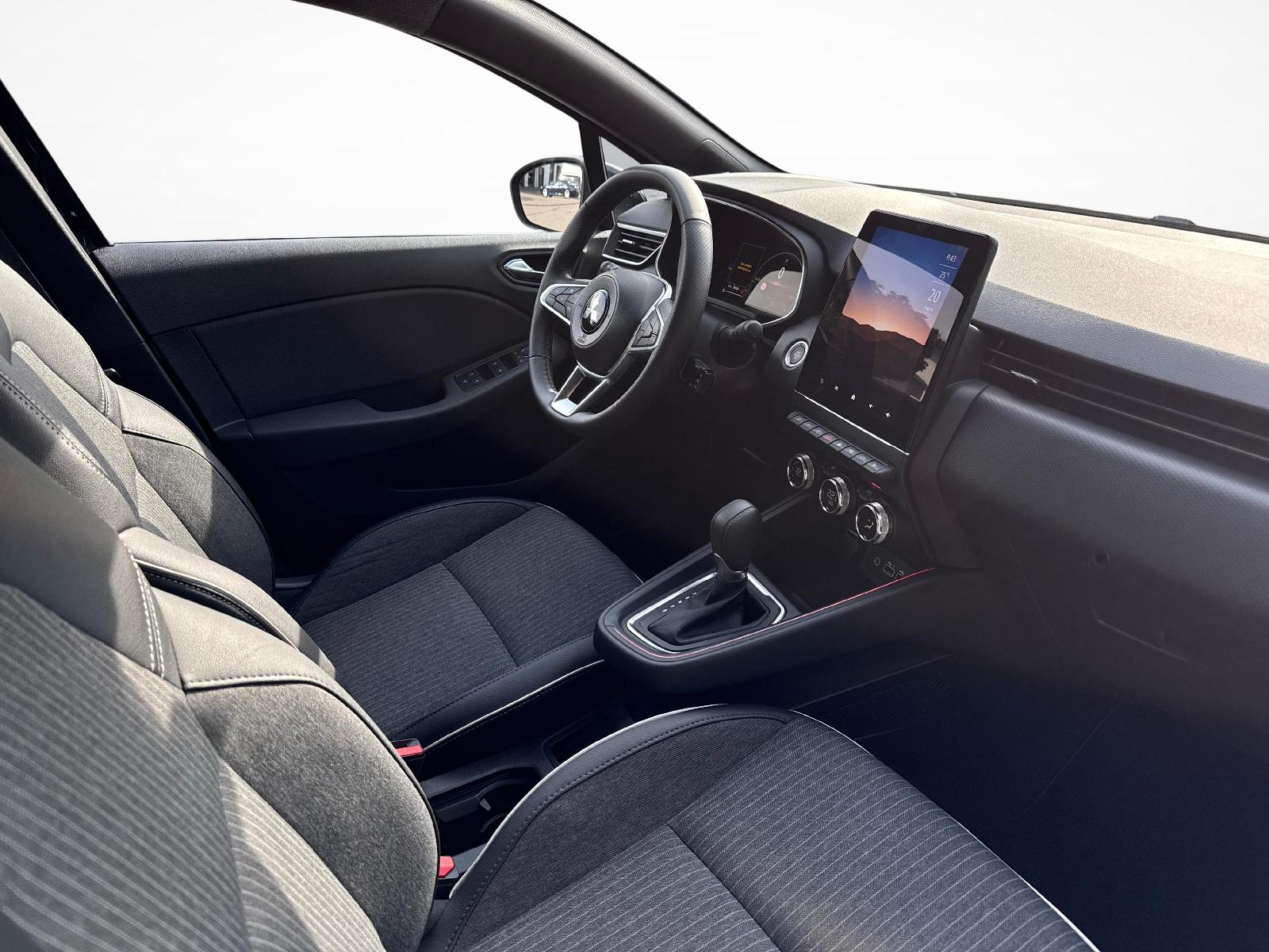 MITSUBISHI Colt 1.6 HEV Instyle-image-9