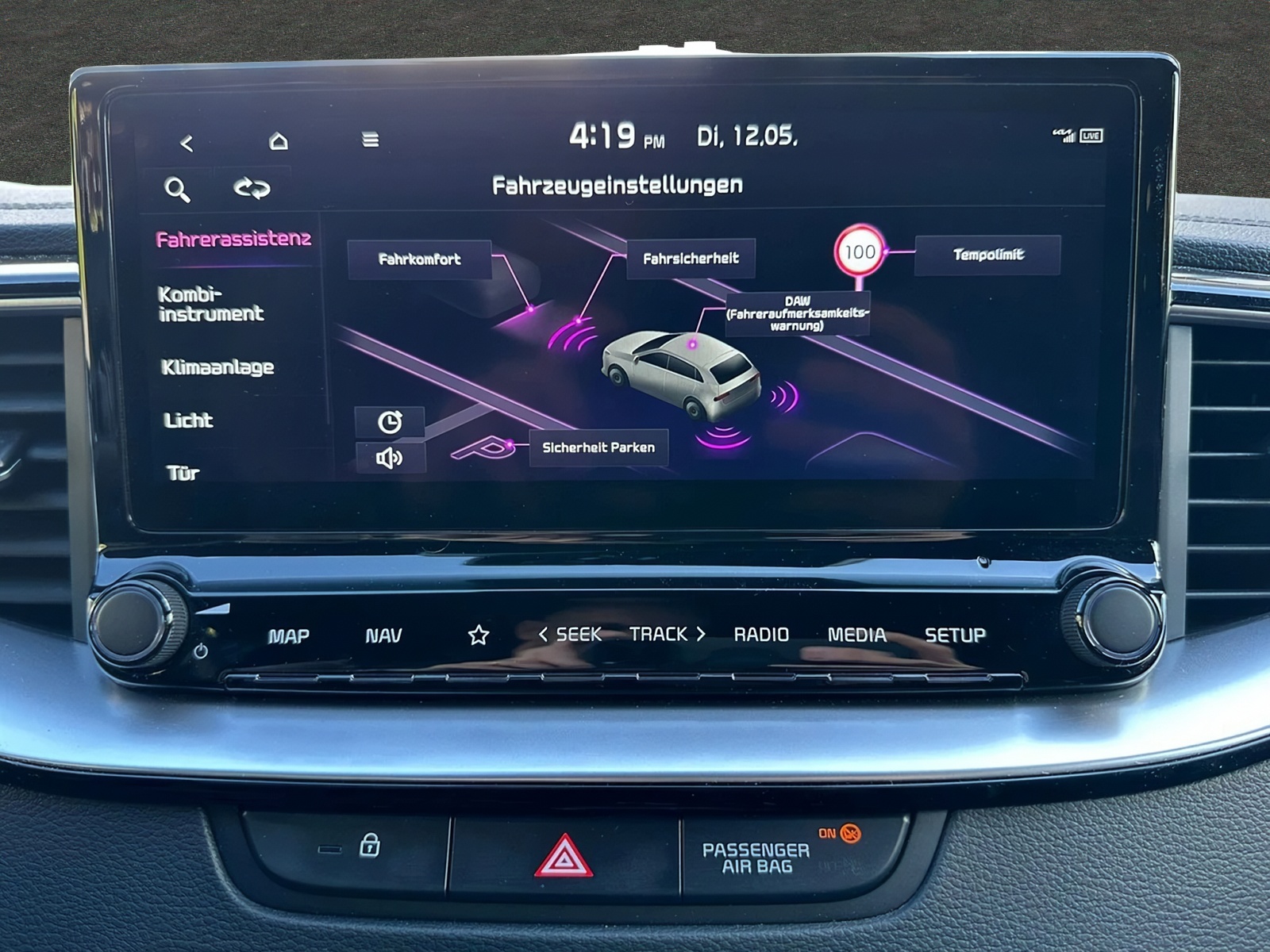 KIA ProCeed 1.5 T-GDi MHEV GT-Line DCT-image-13