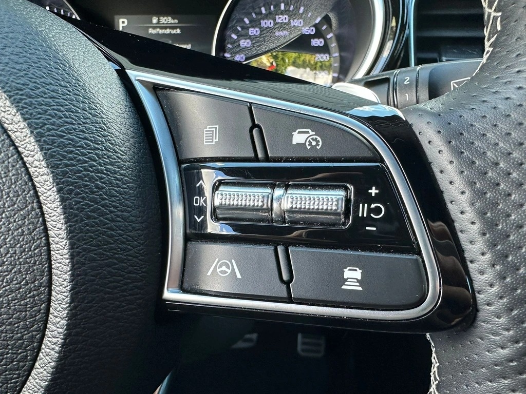 KIA ProCeed 1.5 T-GDi MHEV GT-Line DCT-image-17