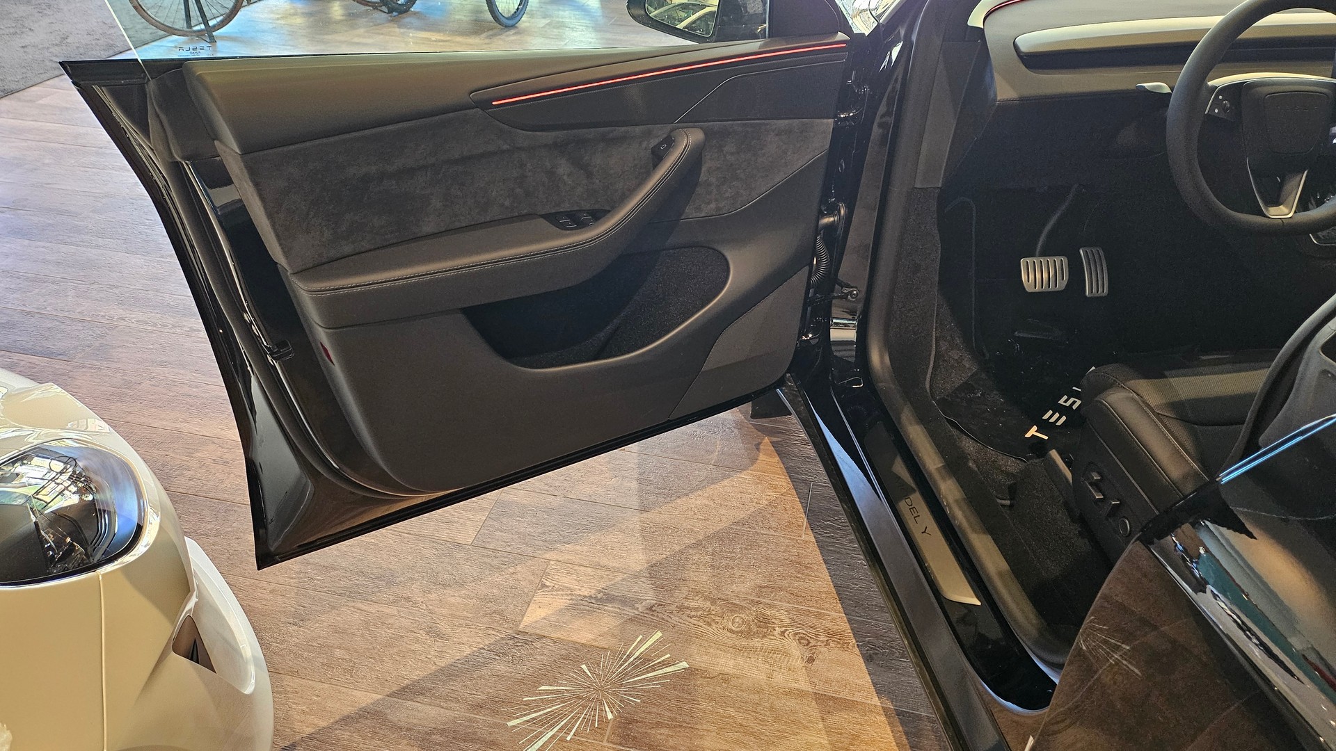 TESLA Model Y Performance AWD 🔥AHK🔥-image-21