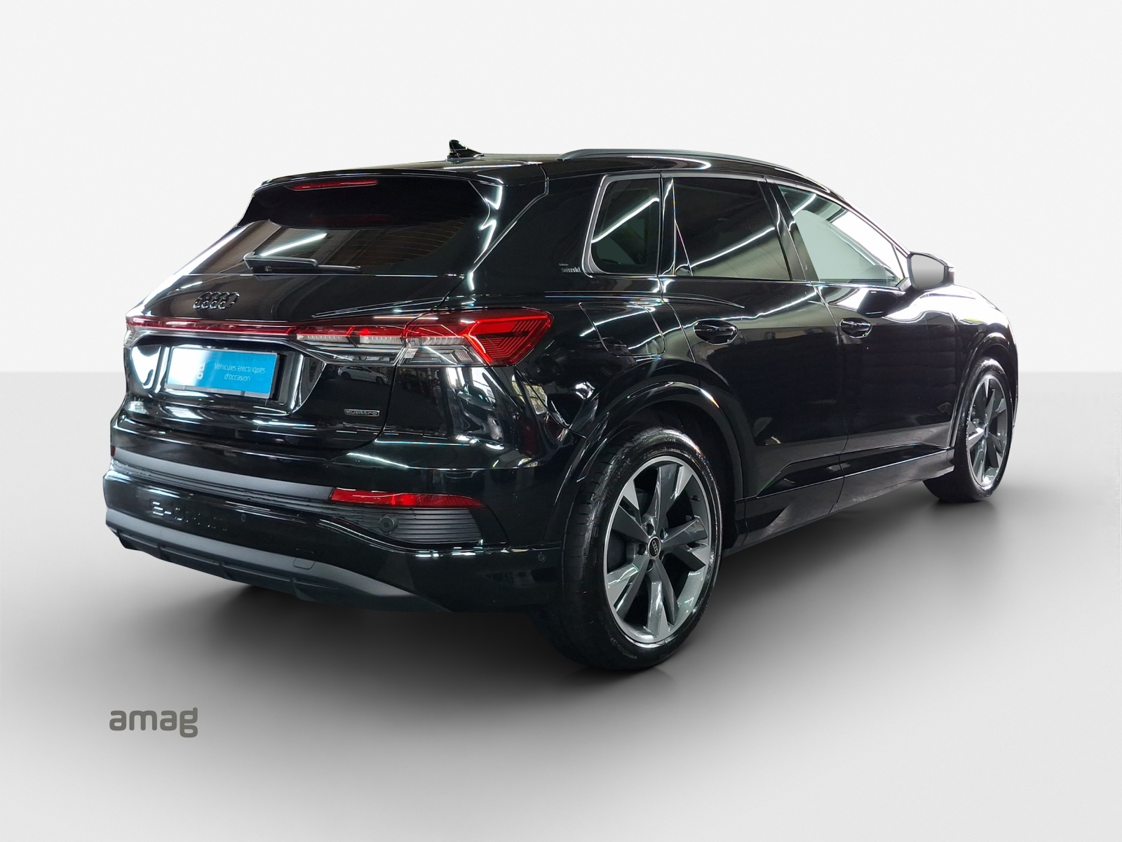 AUDI Q4 e-tron 45 Edition Swiss Ski quattro-image-5