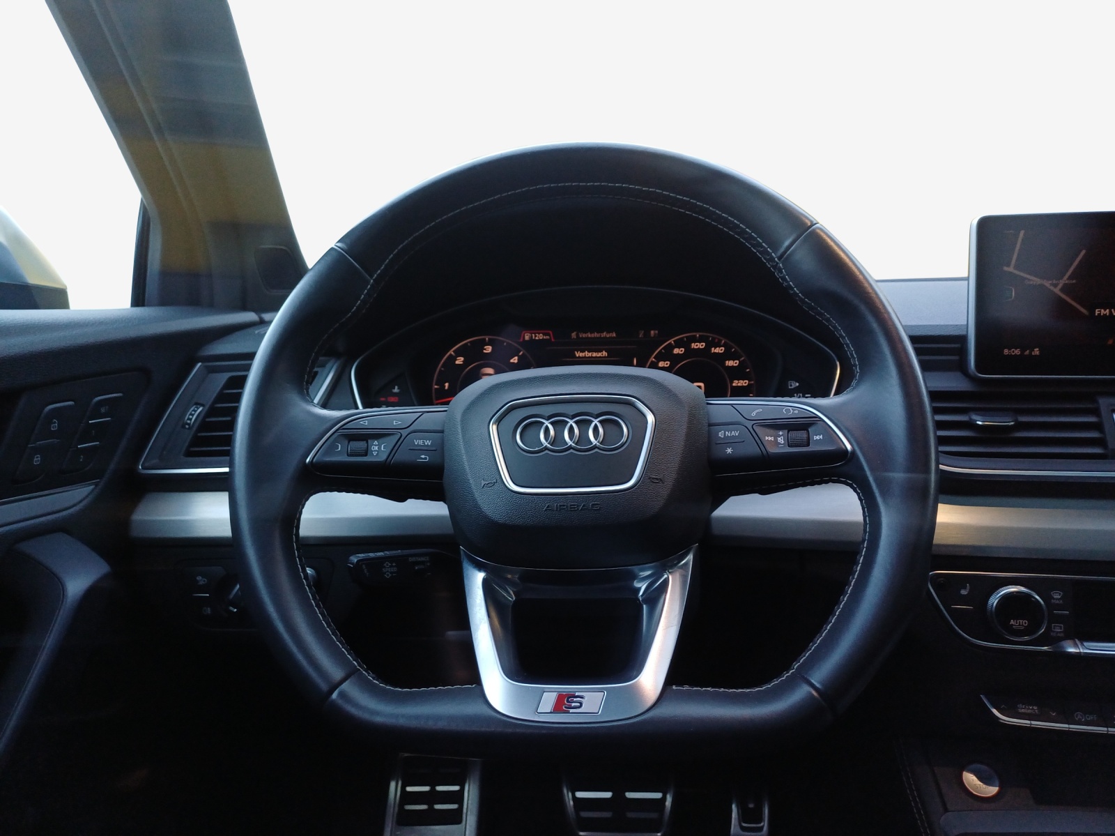 AUDI SQ5 TDI quattro tiptronic-image-9