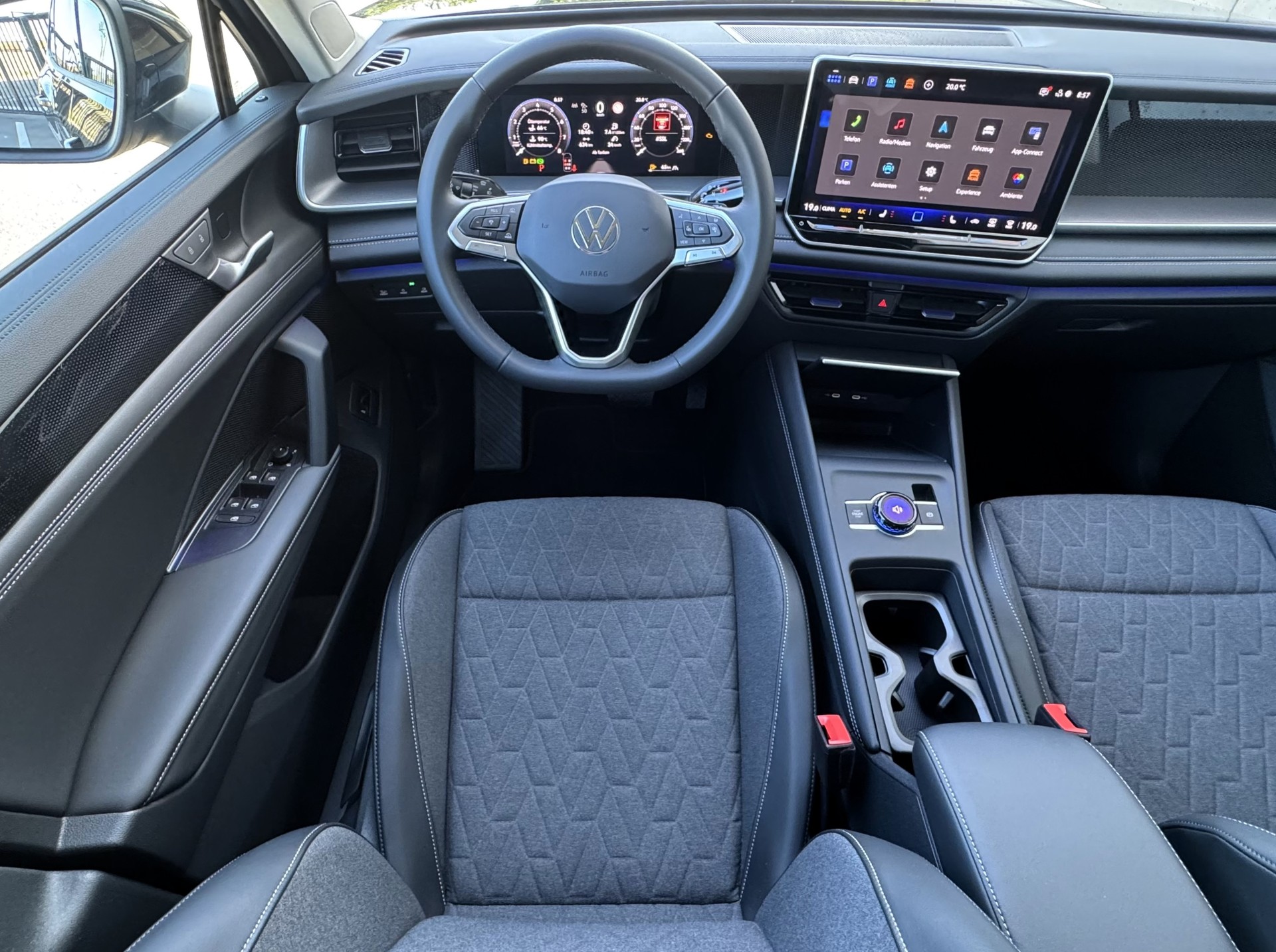 VW Tayron 1.5 TSI evo2 mHEV Life DSG mit Herstellergarantie 7 Plätzer und Neuzustand-image-7