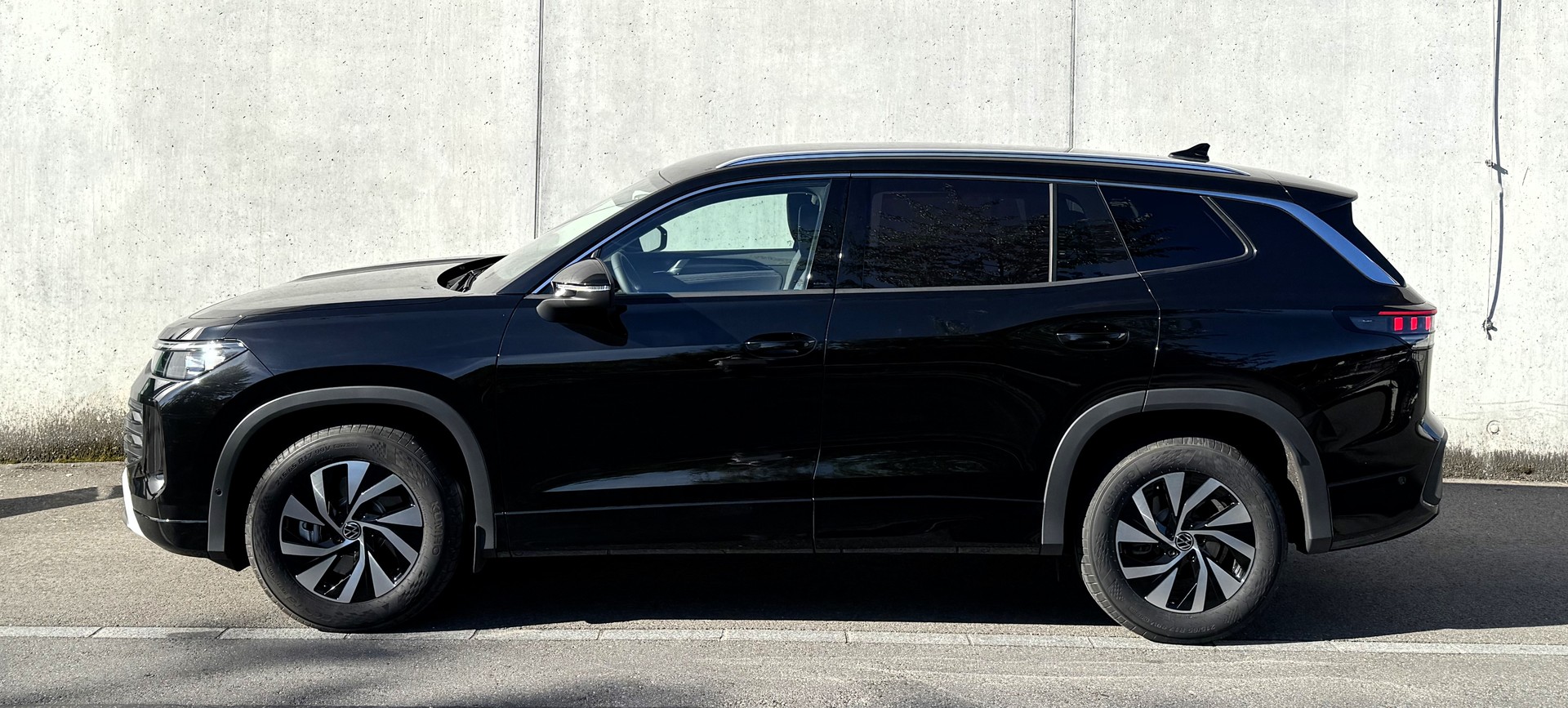 VW Tayron 1.5 TSI evo2 mHEV Life DSG mit Herstellergarantie 7 Plätzer und Neuzustand-image-2