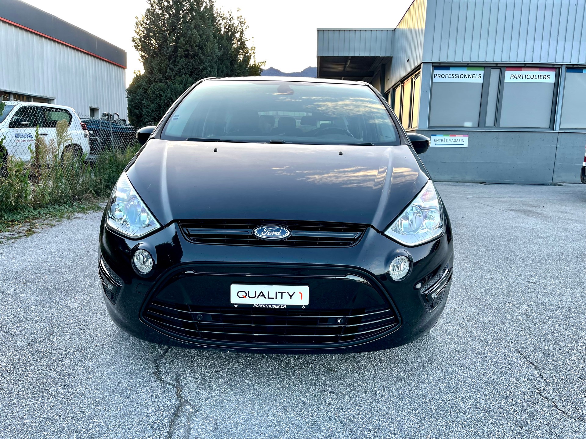 FORD S-Max 2.0 TDCi TitaniumS PowerShift-image-5
