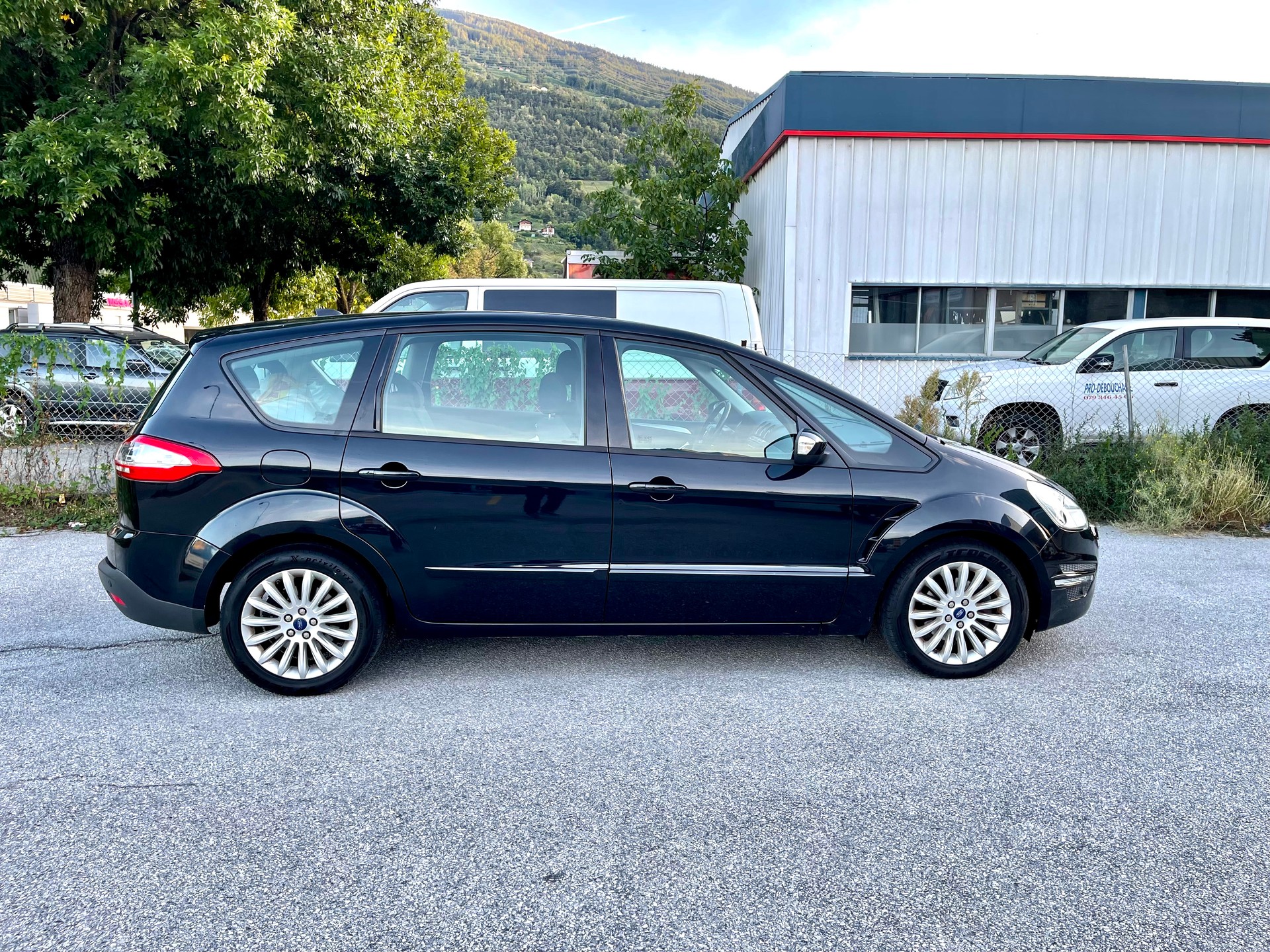 FORD S-Max 2.0 TDCi TitaniumS PowerShift-image-20
