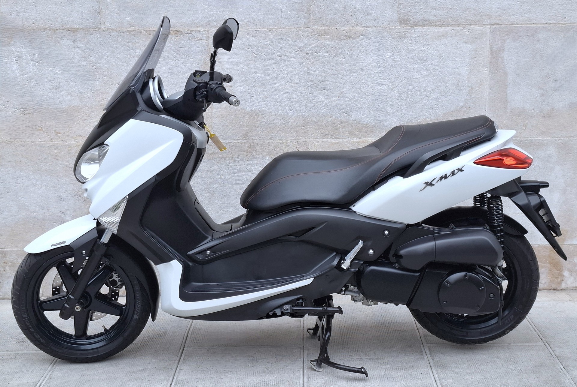 YAMAHA X-MaxYP 250 RA ABS-image-2