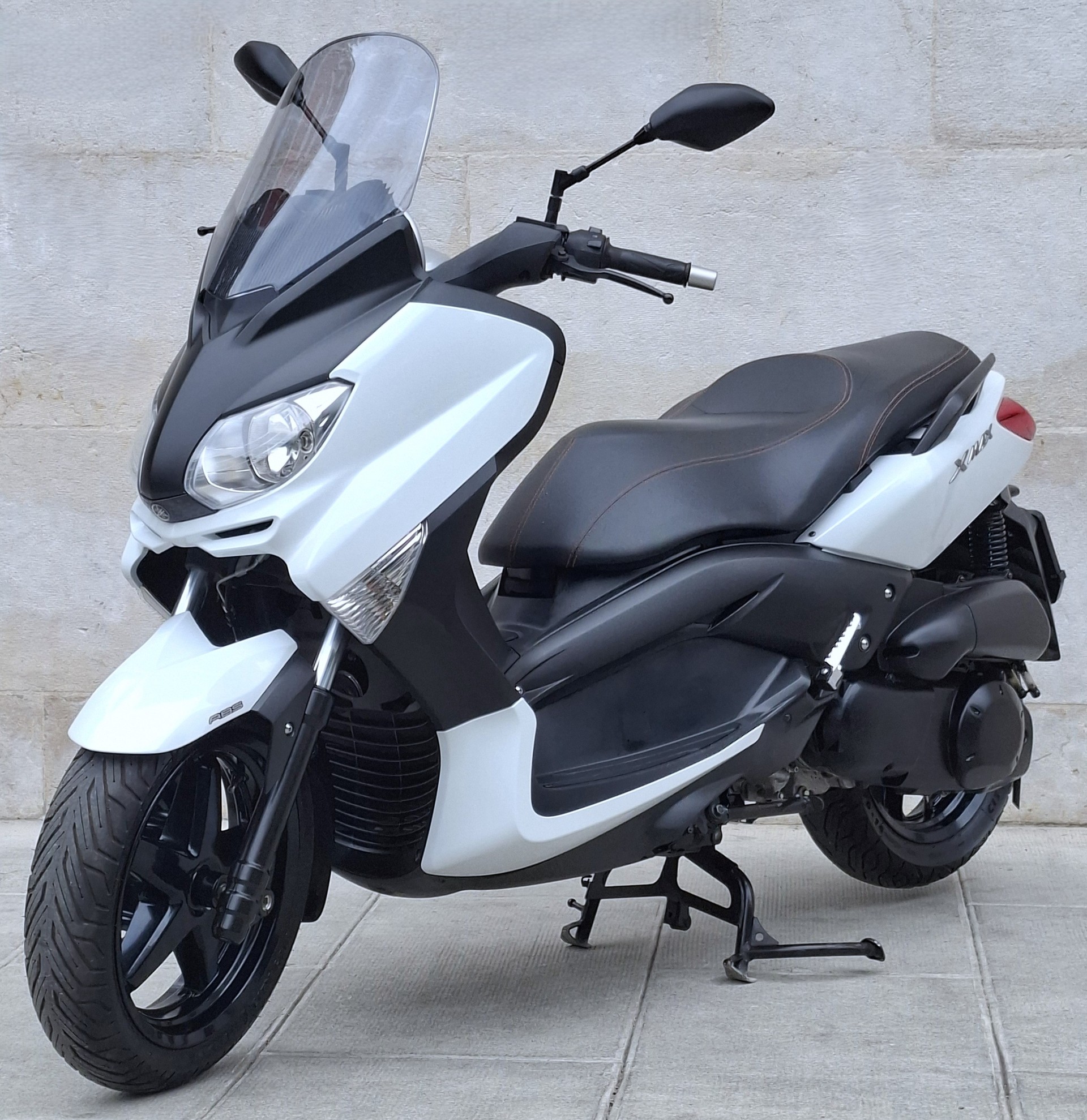 YAMAHA X-MaxYP 250 RA ABS-image-3