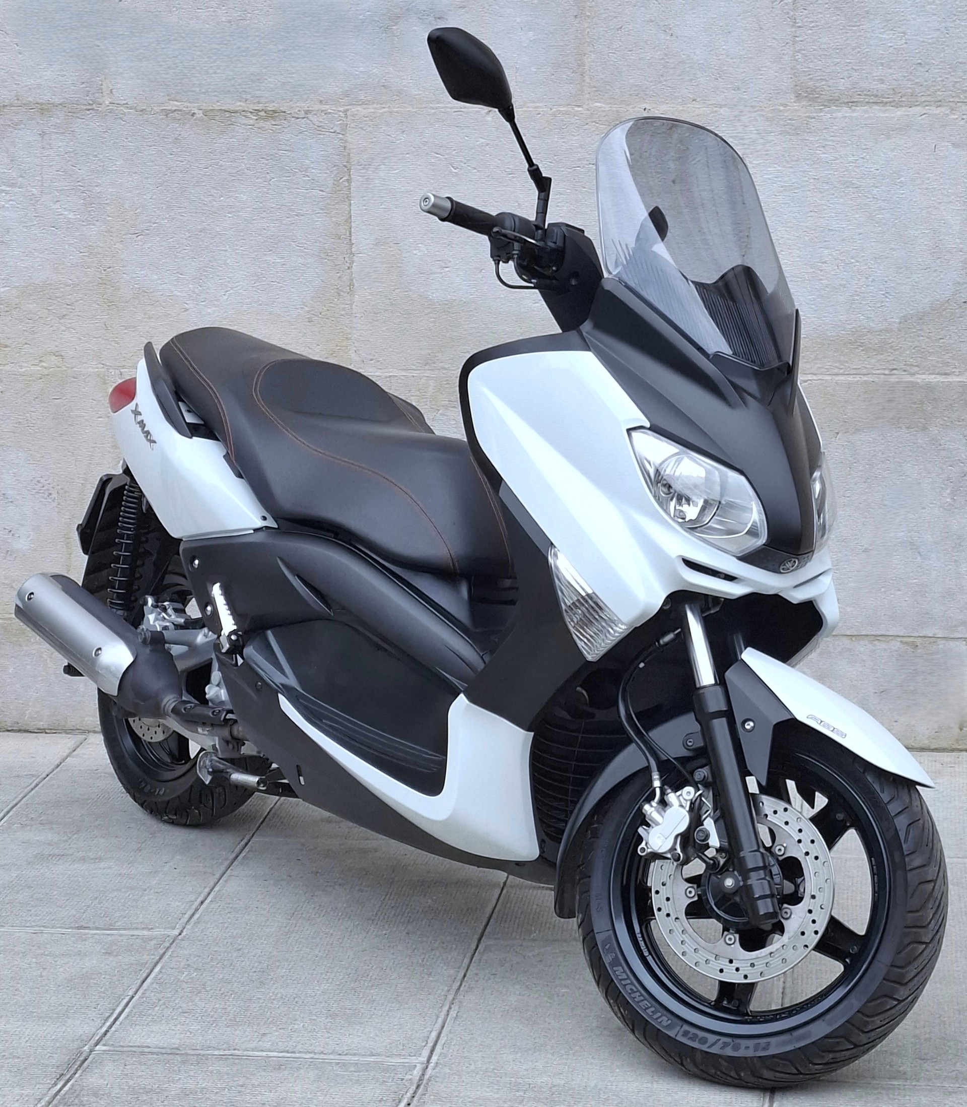 YAMAHA X-MaxYP 250 RA ABS-image-1