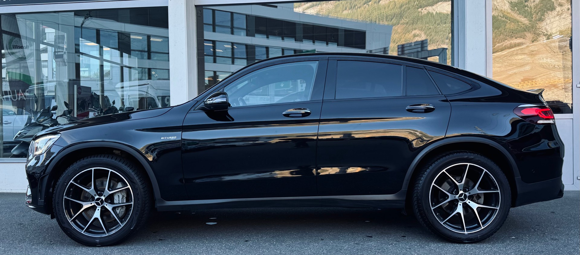 MERCEDES-BENZ GLC Coupé 43 AMG 4Matic 9G-Tronic-showroom-element-2
