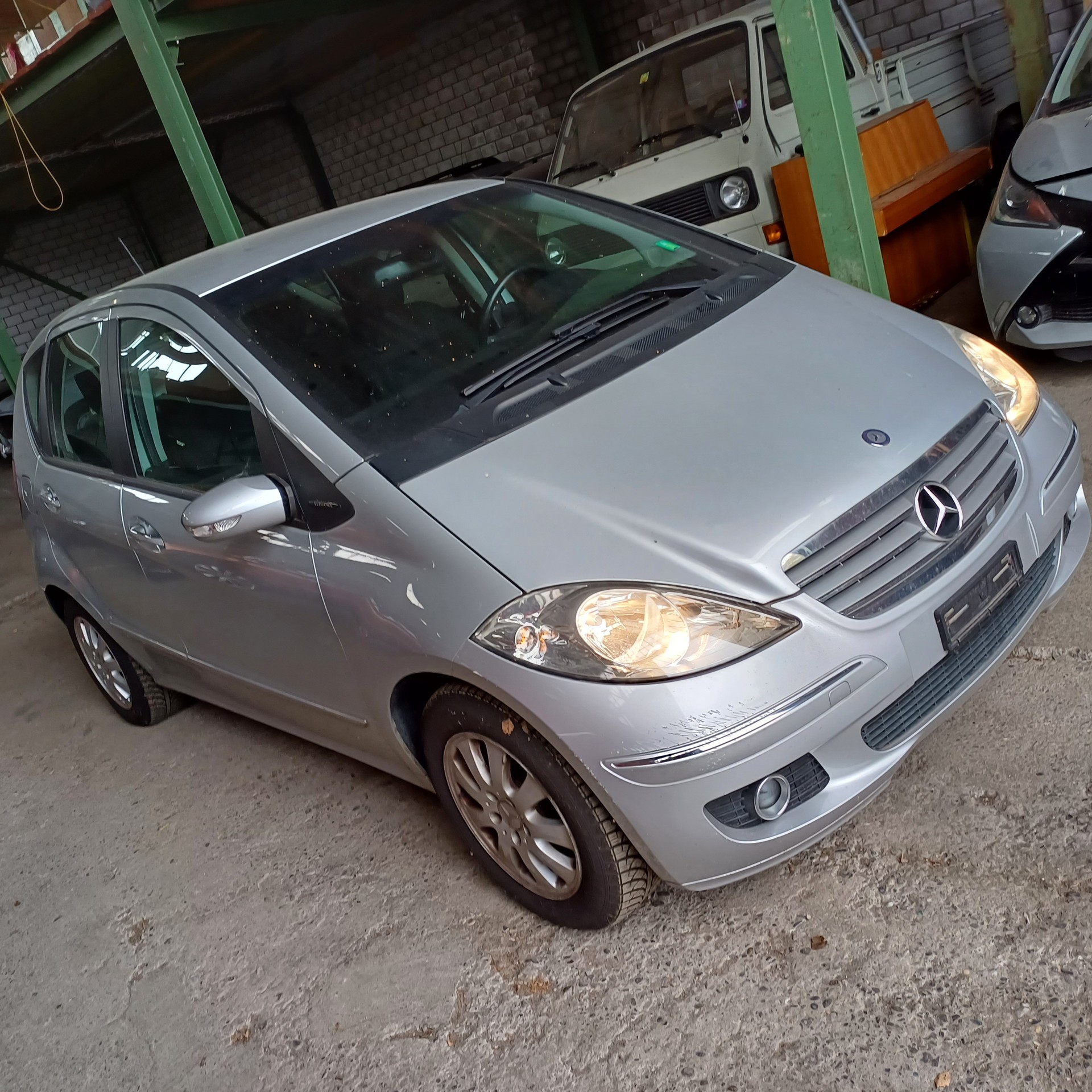 MERCEDES-BENZ A 150 Classic-image-2
