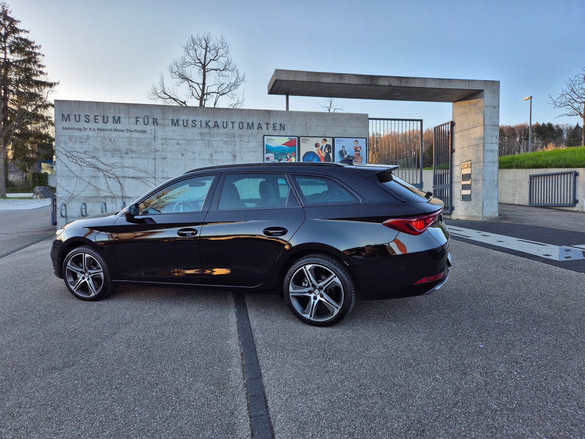 SEAT Leon ST 1.4 eHybrid pHEV DSG Hola FR