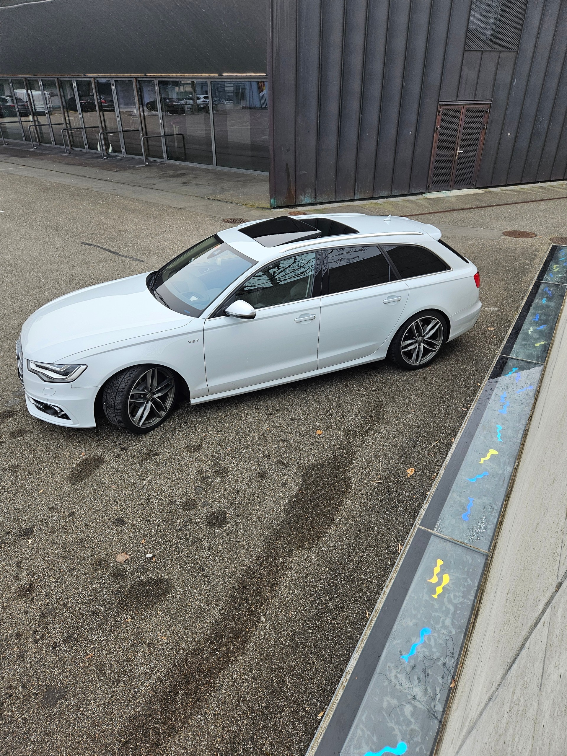 AUDI S6 4.0 TFSI Quattro-image-12