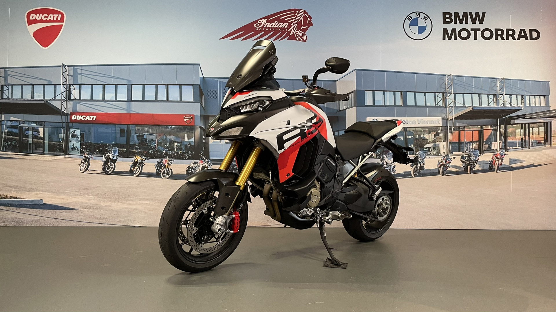 DUCATI Multistrada 1103 V4 RS-showroom-element-2