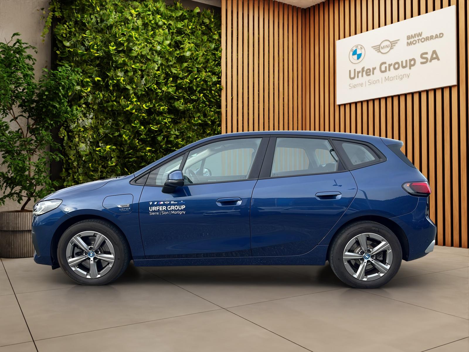 BMW 🆕 230e xDrive Active Tourer (CH) ⛽+🔌-showroom-element-3