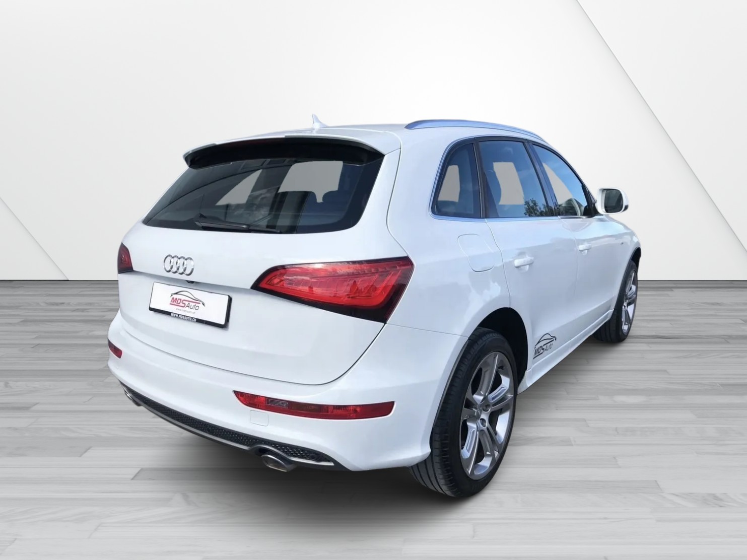 AUDI Q5 3.0 TDI quattro S-tronic-image-3