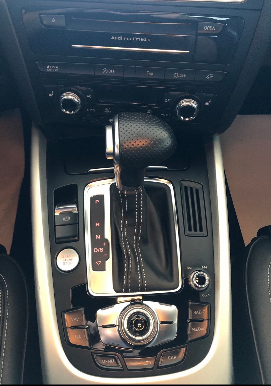 AUDI Q5 3.0 TDI quattro S-tronic-image-9