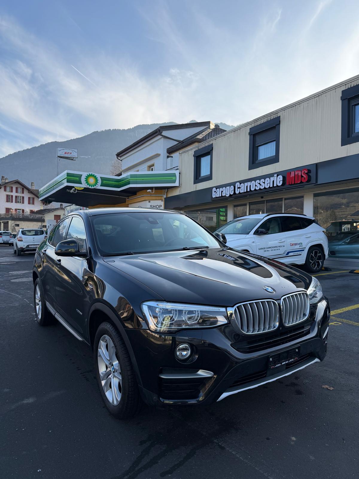 BMW X4 xDrive 35i xLine Steptronic-image-2