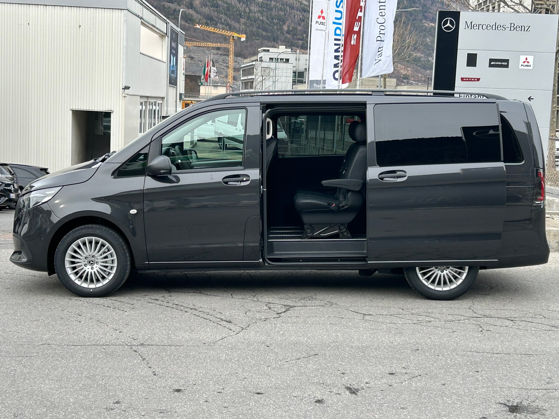MERCEDES-BENZ Vito 116 CDI Tourer SELECT Family-image-4