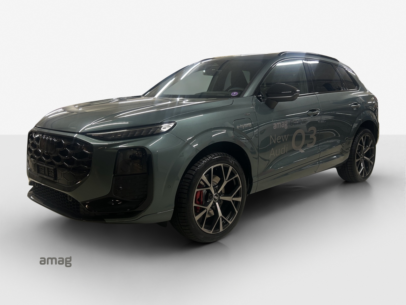 AUDI Q3 SUV e-hybrid 200 kW S tronig