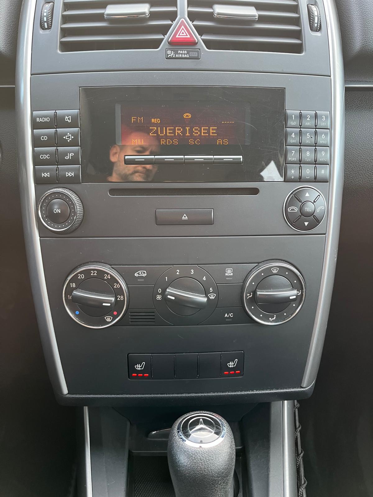 MERCEDES-BENZ B 170-image-12