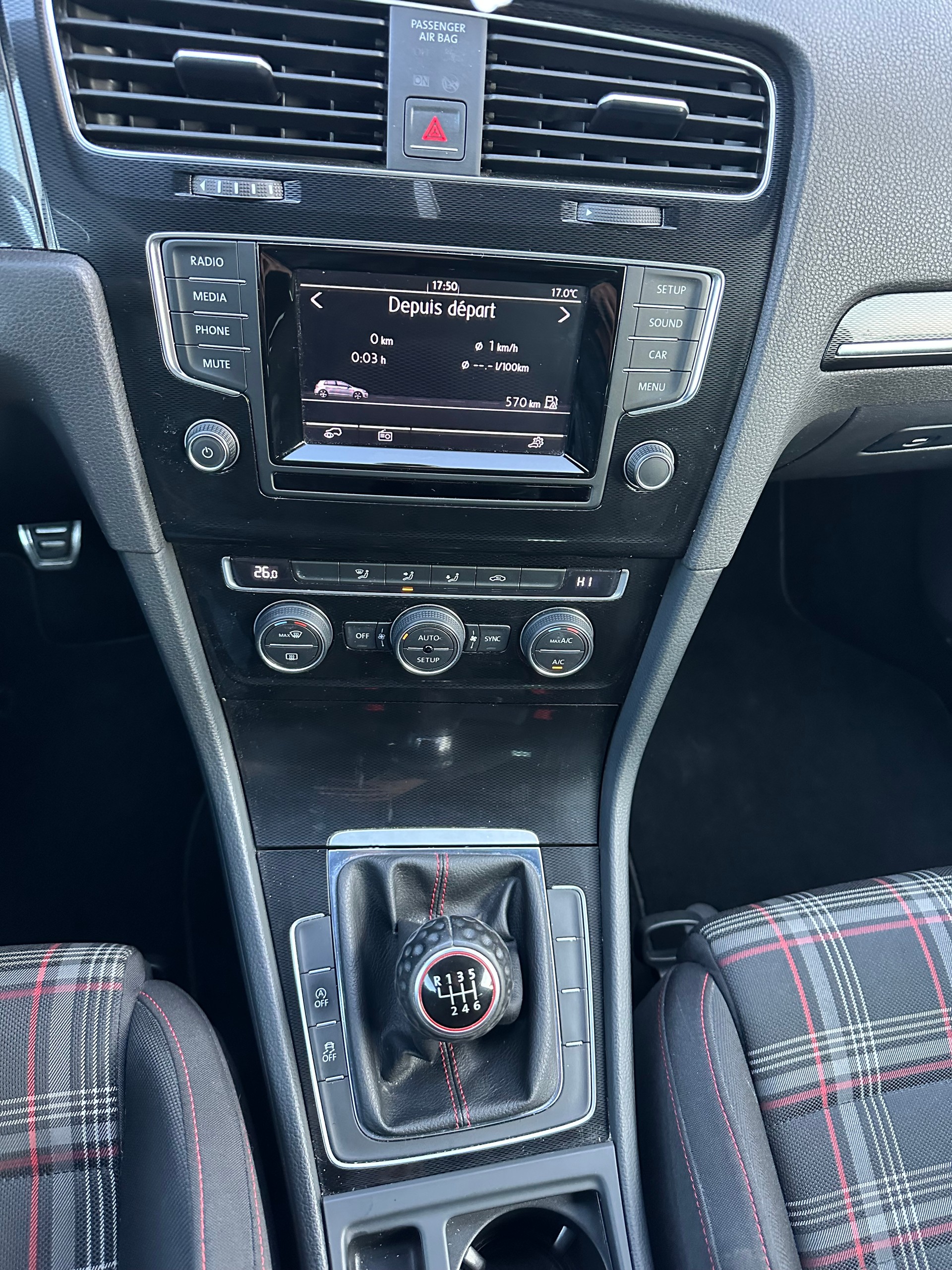 VW Golf 2.0 TSI GTI Performance-image-10