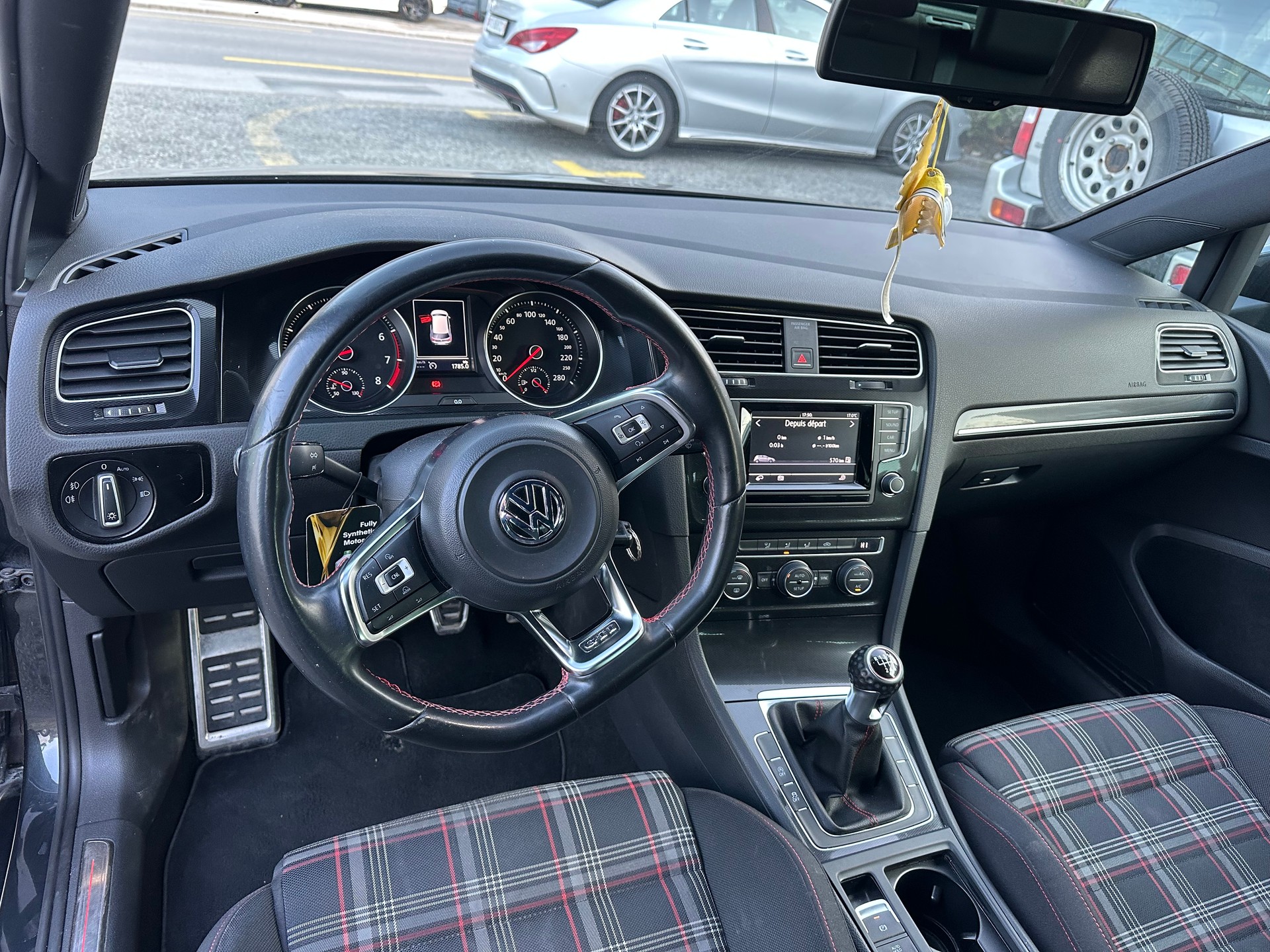 VW Golf 2.0 TSI GTI Performance-image-9