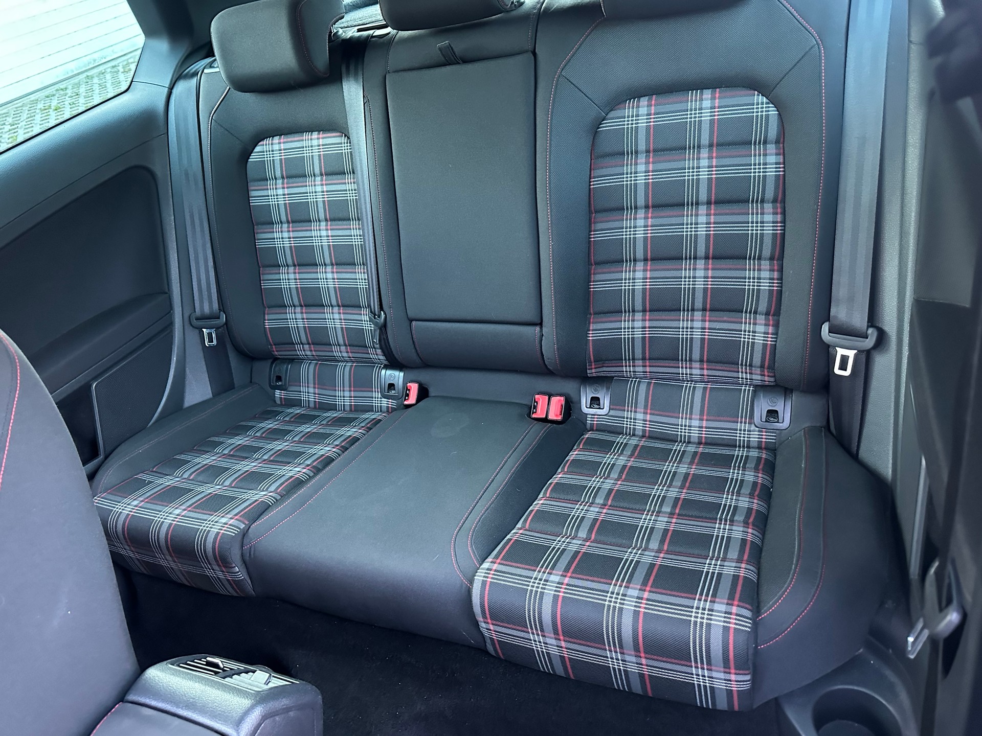 VW Golf 2.0 TSI GTI Performance-image-8