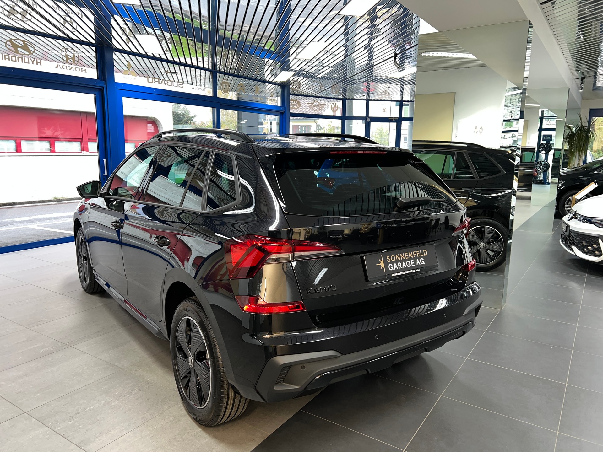 SKODA Kamiq 1.5 TSI Monte Carlo DSG Panoramadach / Lenkradheizung / Rückfahrkamera / Matrix-LED Scheinwerfer-image-5