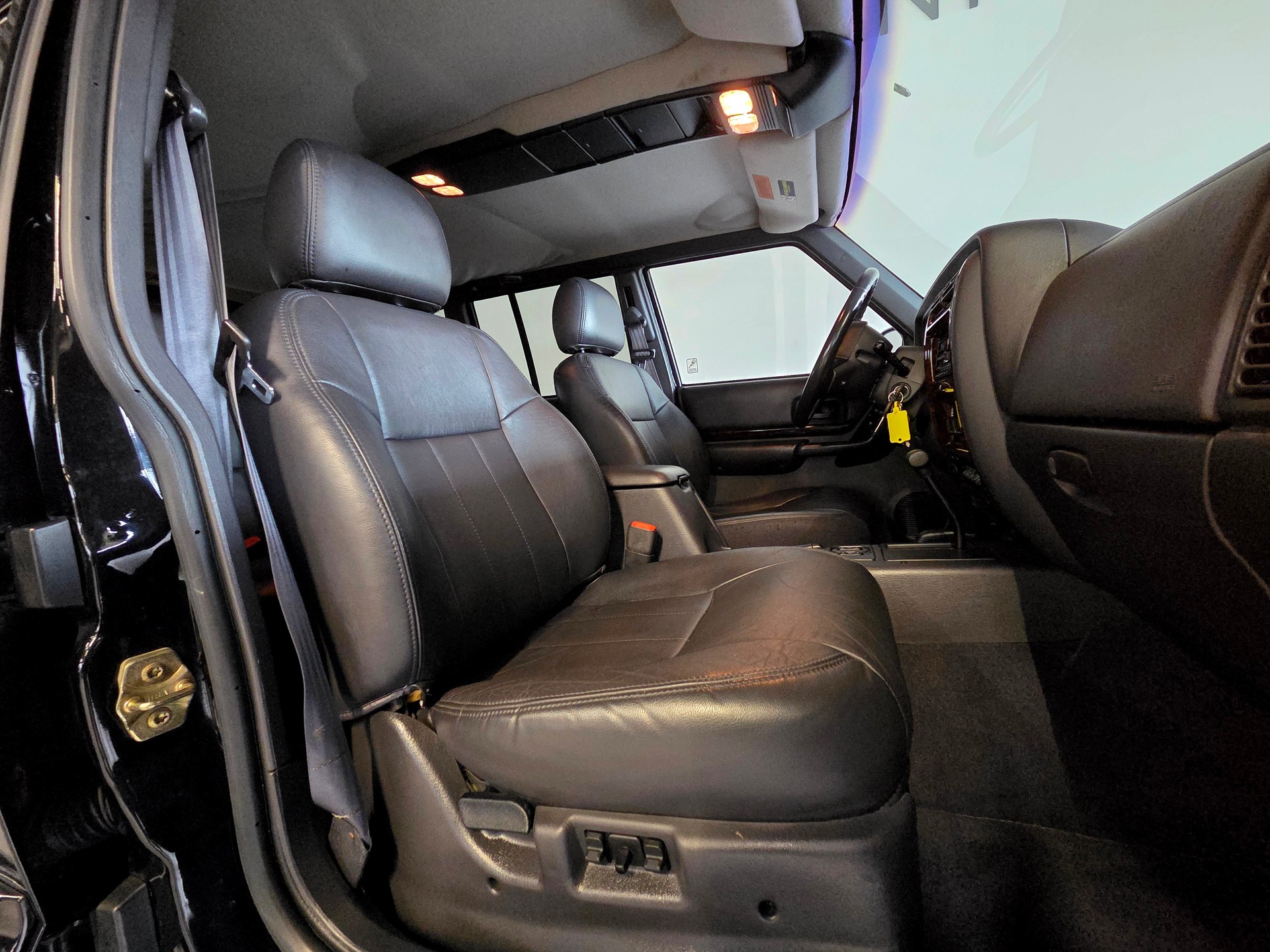 JEEP Cherokee 4.0 Limited-image-13