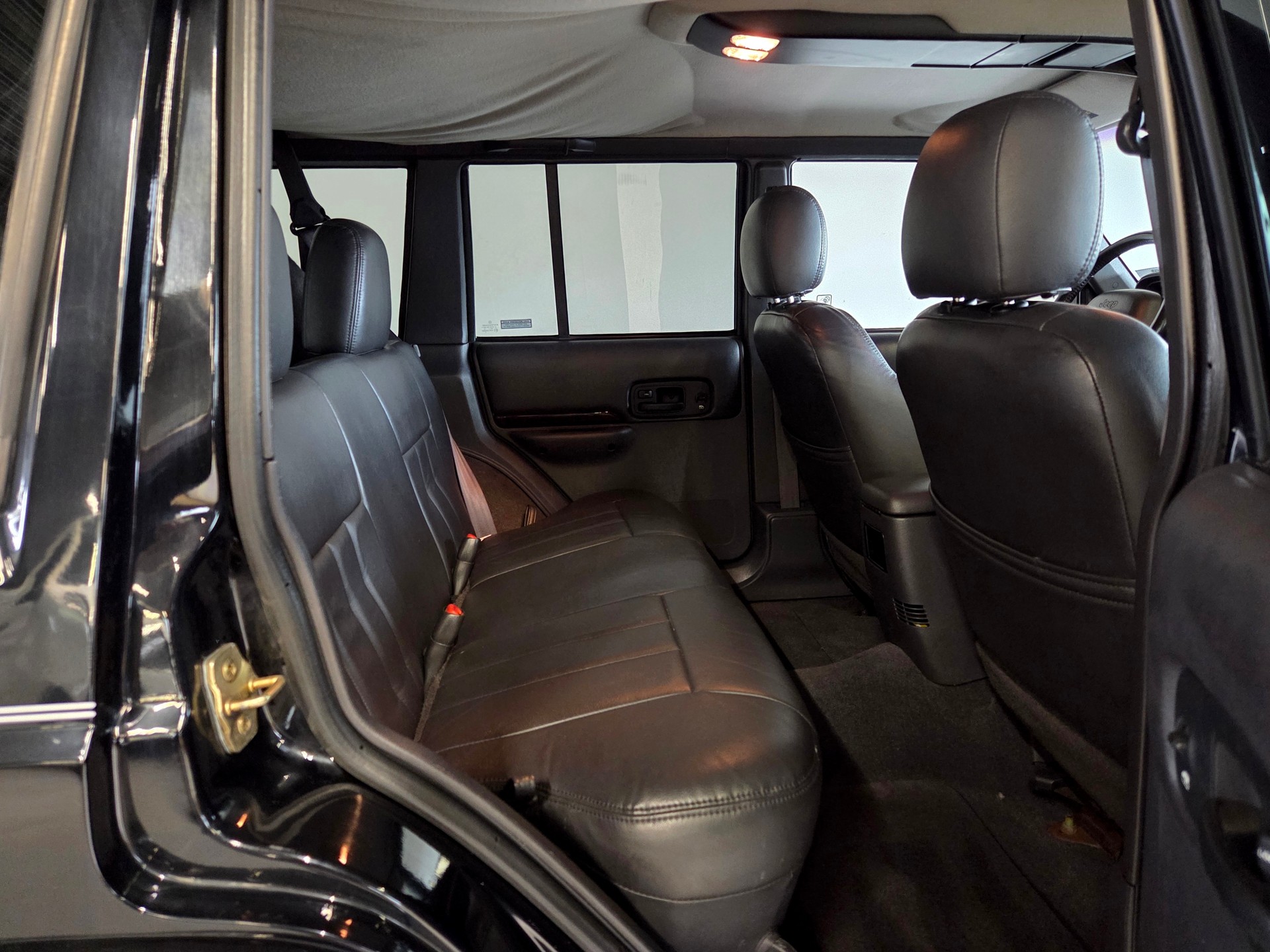 JEEP Cherokee 4.0 Limited-image-17