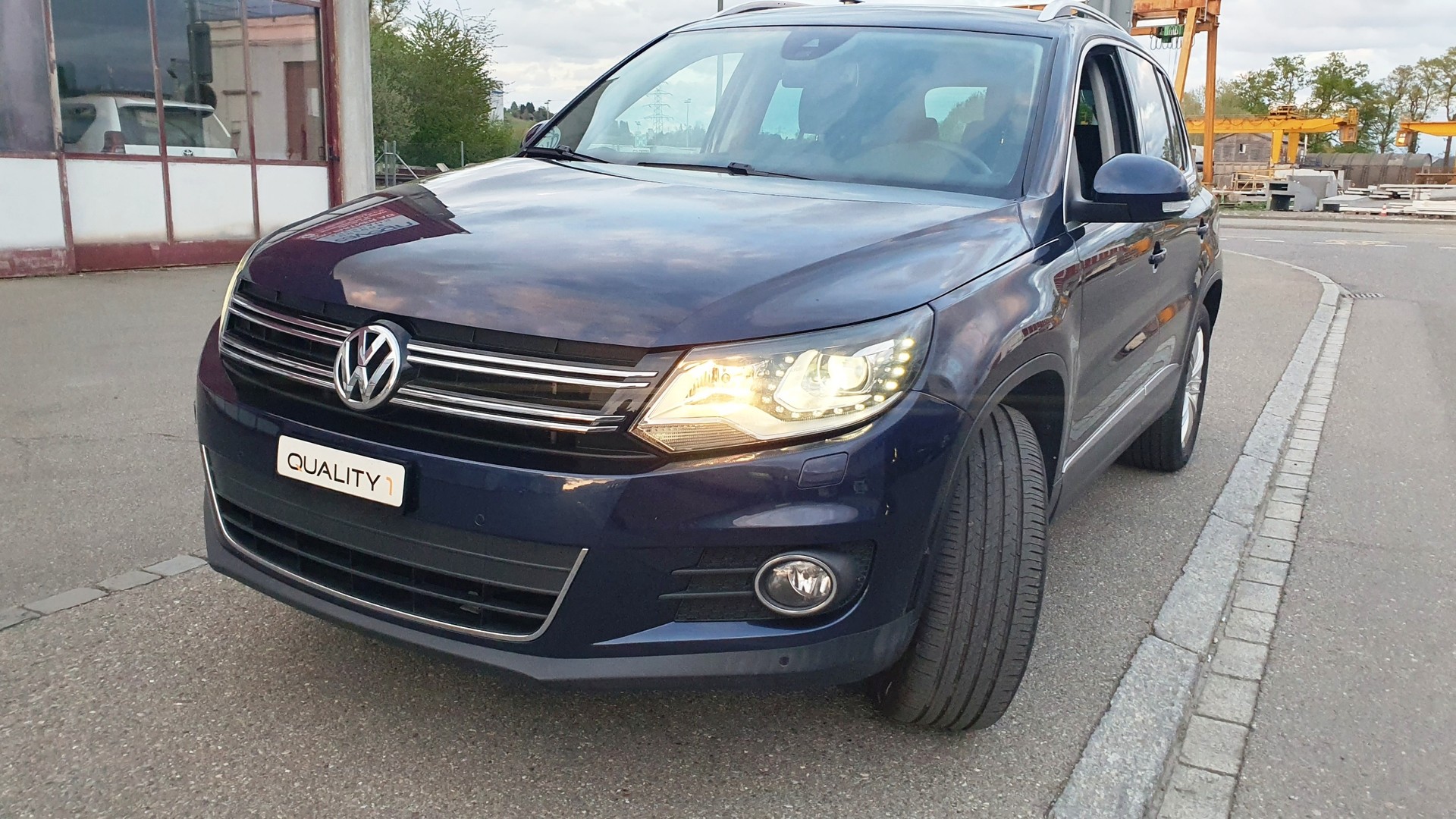 VW Tiguan 2.0 TSI Sport&Style 4Motion DSG-image-6