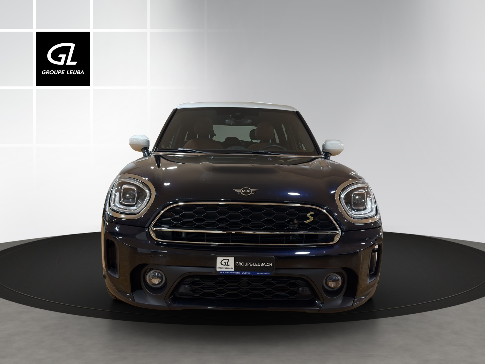 MINI Countryman CooperSE Trafa-showroom-element-1