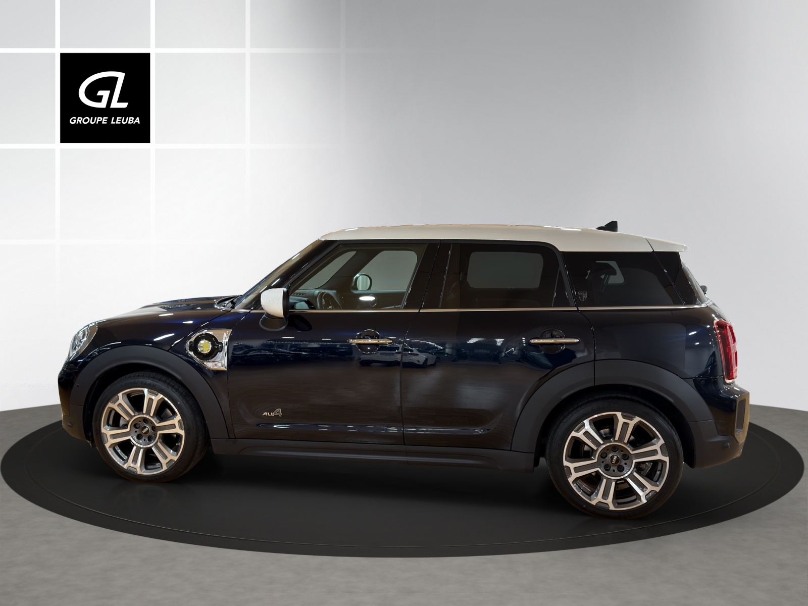 MINI Countryman CooperSE Trafa-showroom-element-2