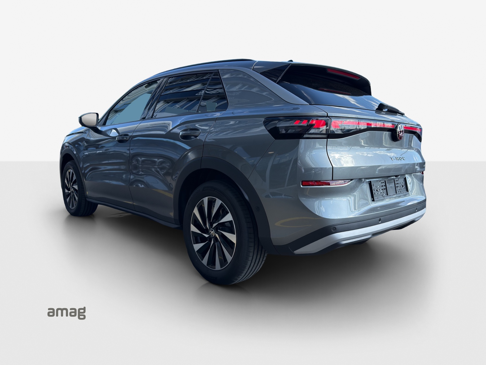VW T-Roc 1.5 eTSI mHEV Life DSG-showroom-element-2