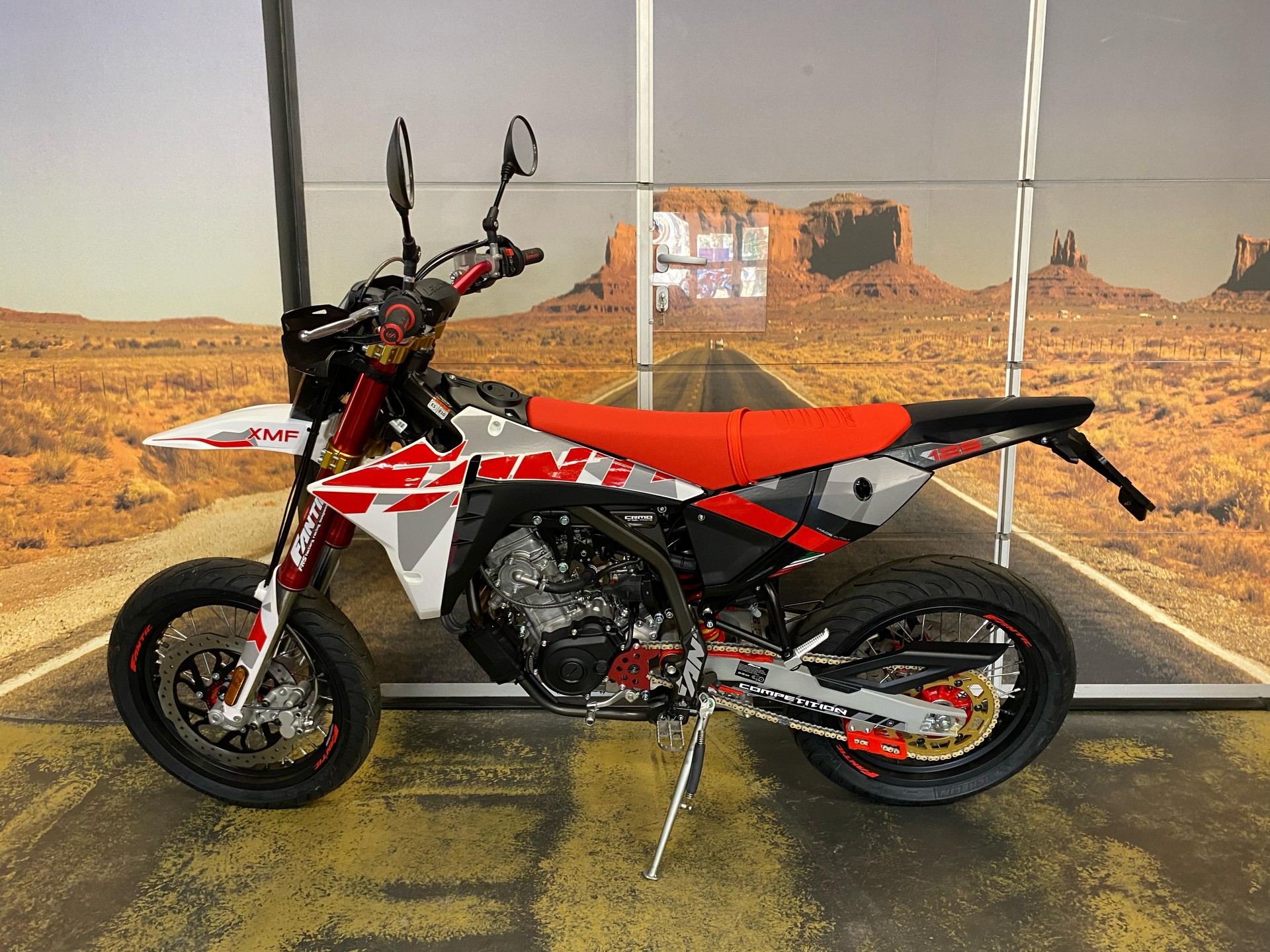FANTIC XMF 125 Competition ABS-image-1