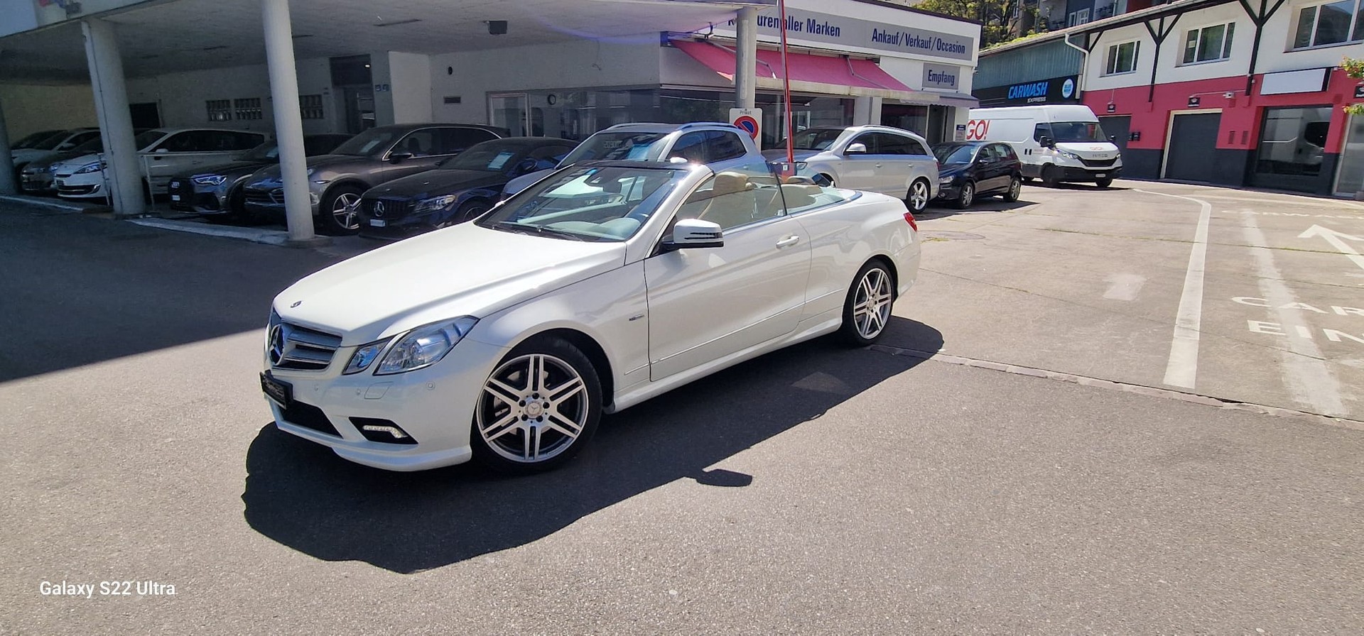 MERCEDES-BENZ E 250 CGI BlueEfficiency Automatic-showroom-element-3
