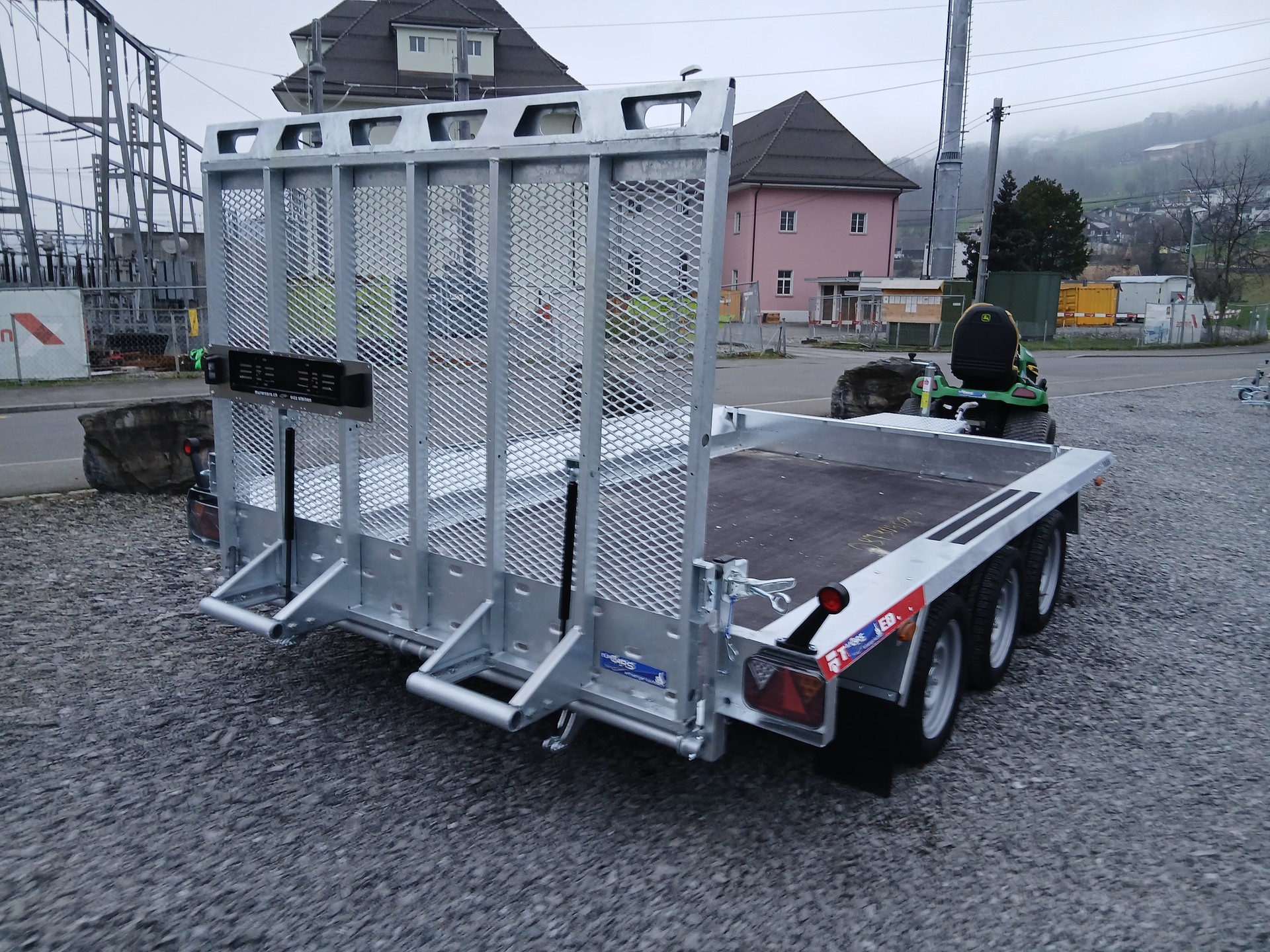 TEMARED BUILDER 3518 3'500kg Baumaschinentransporter geschlossene Rampe-image-5
