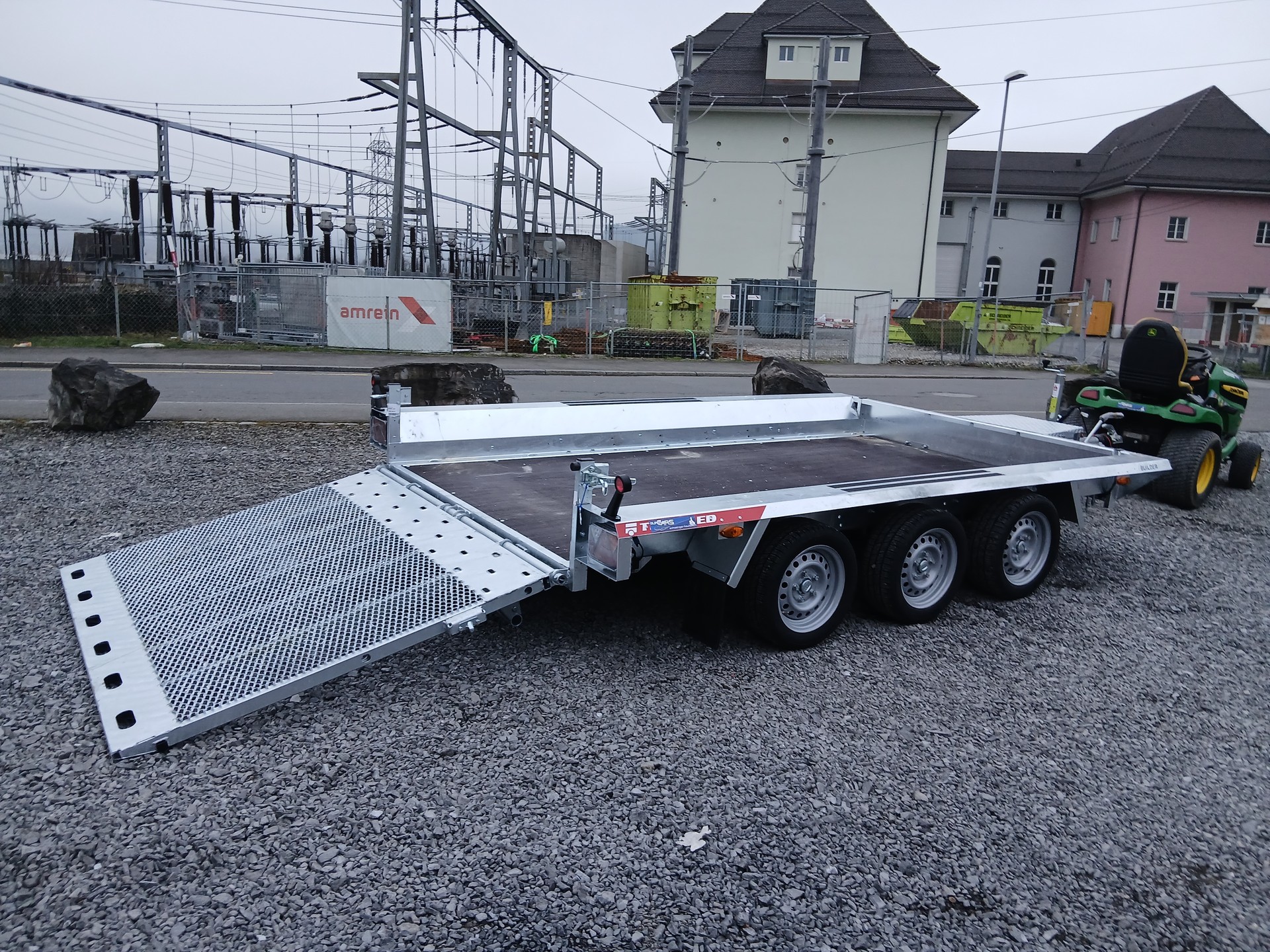 TEMARED BUILDER 3518 3'500kg Baumaschinentransporter geschlossene Rampe-image-2