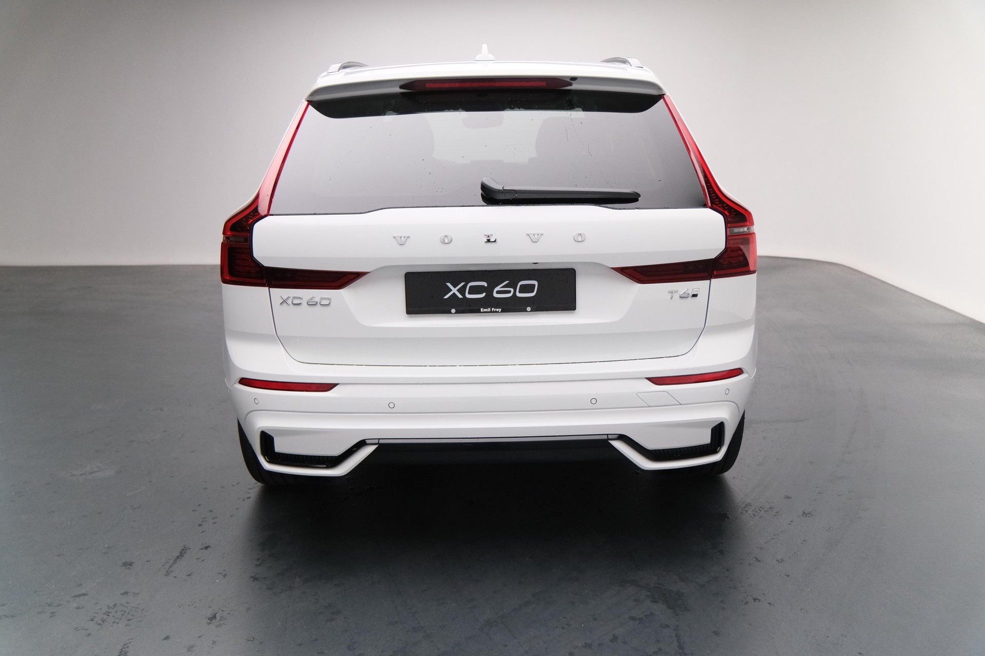 VOLVO XC60 2.0 T6 TE Ultra Dark eAWD-image-24