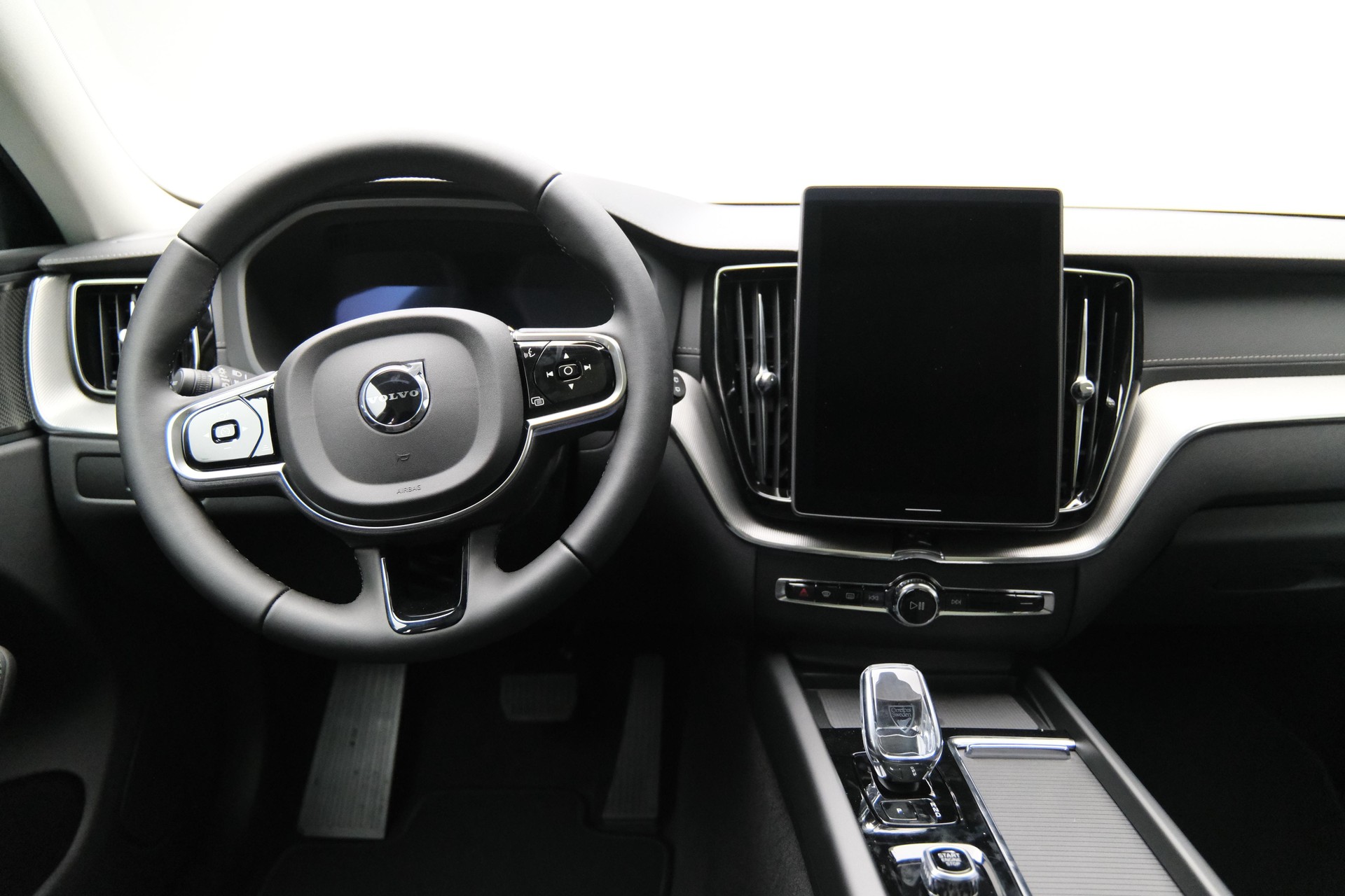 VOLVO XC60 2.0 T6 TE Ultra Dark eAWD-image-20
