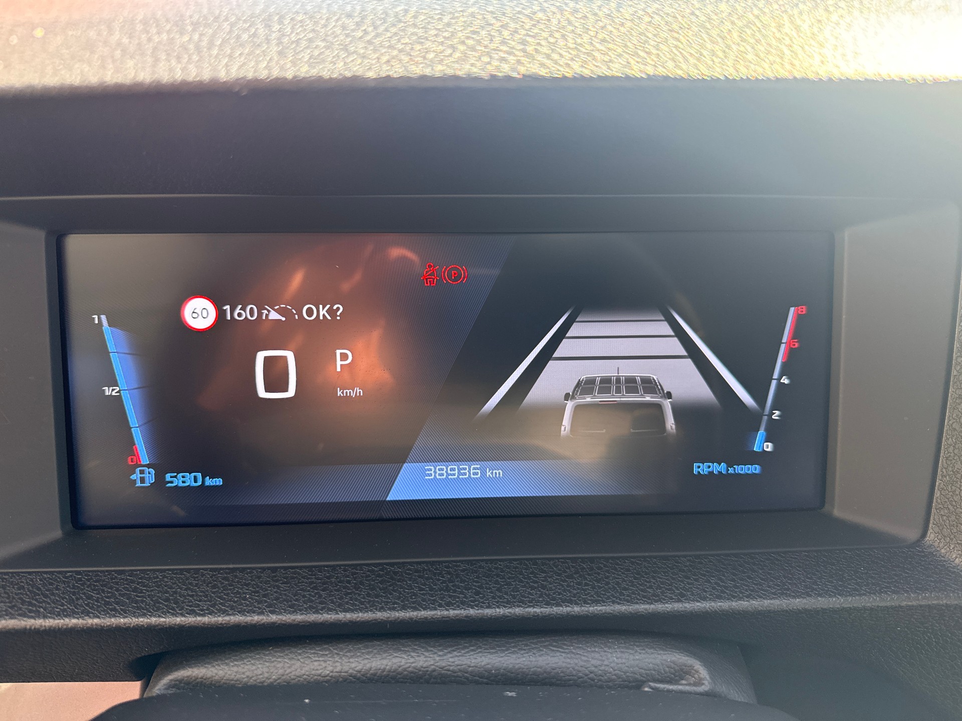 PEUGEOT Expert 2.0 BlueHDi 145 S&S Long EAT8-image-10