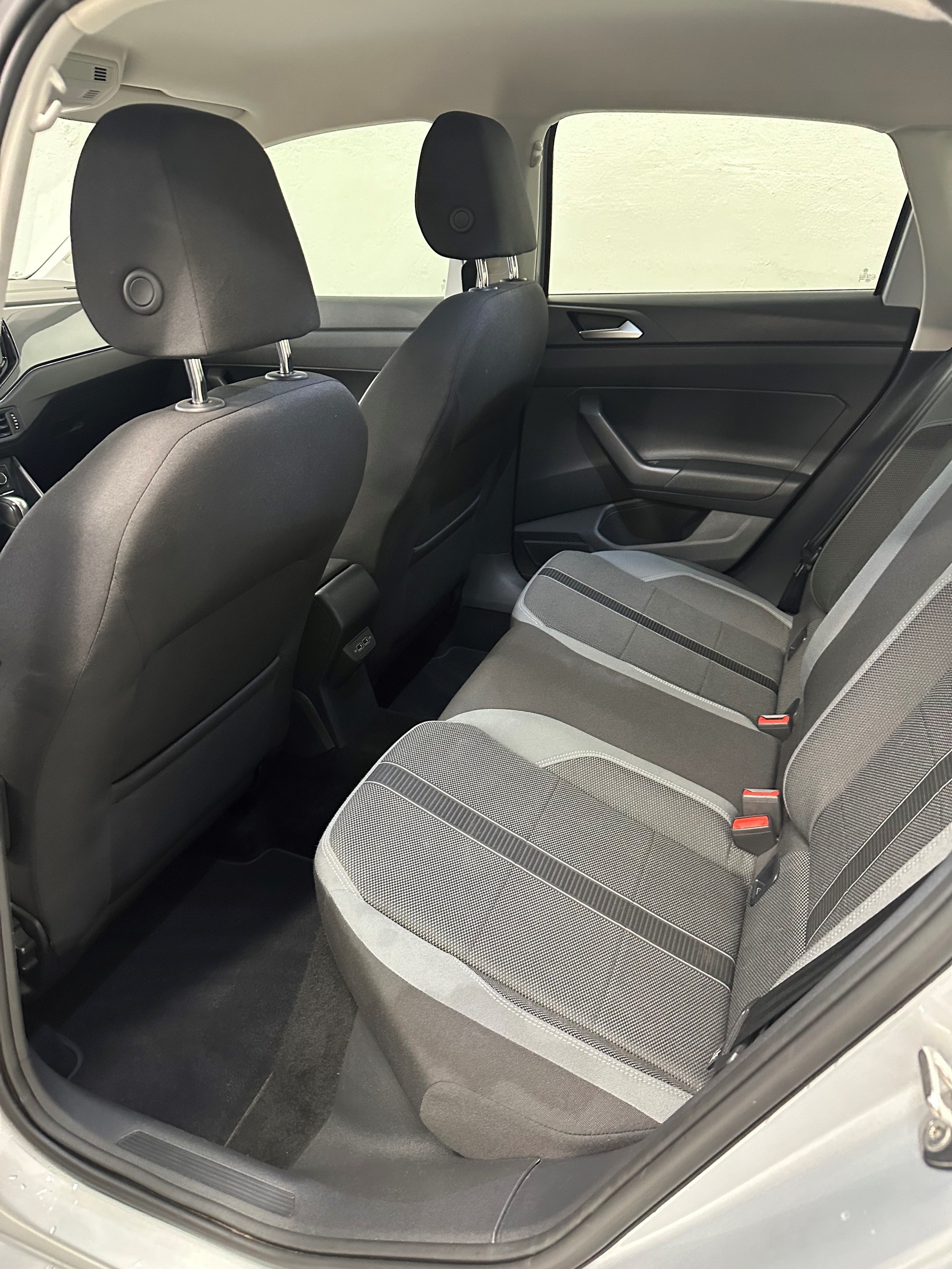 VW Polo 1.5 TSI EVO Highline DSG-image-6